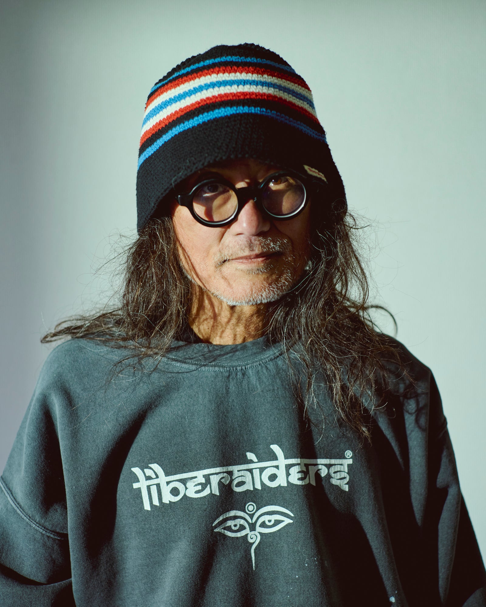 【オンラインストア限定】WISDOM EYES CREWNECK