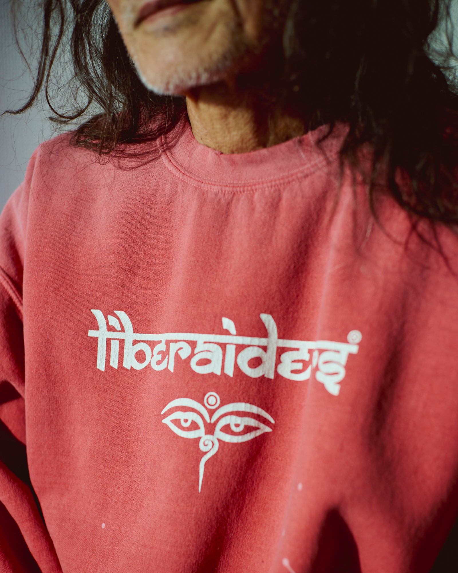 【オンラインストア限定】WISDOM EYES CREWNECK