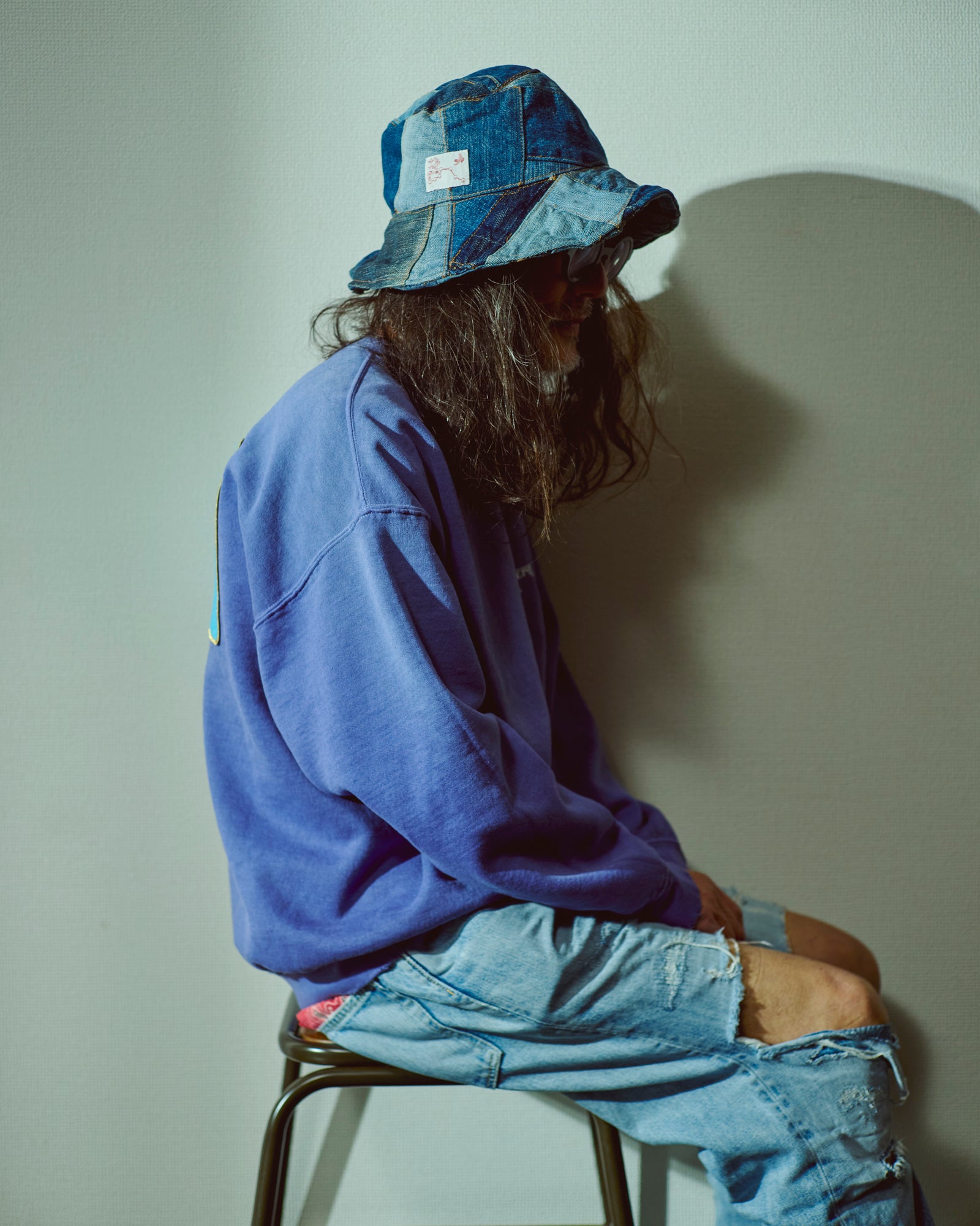 【オンラインストア限定】EMBLEM CREWNECK