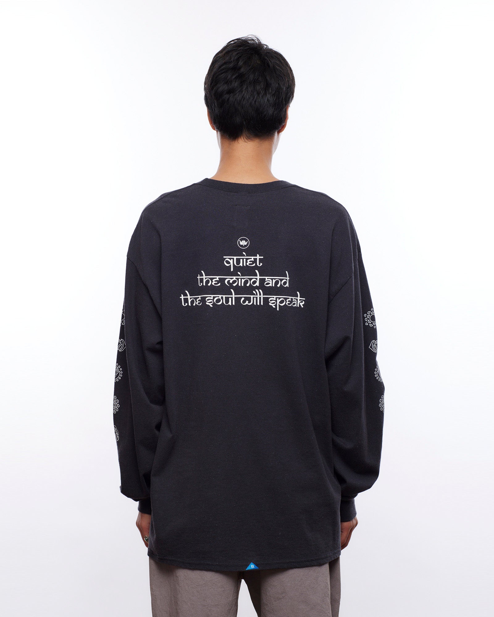 CHAKRA L/S TEE