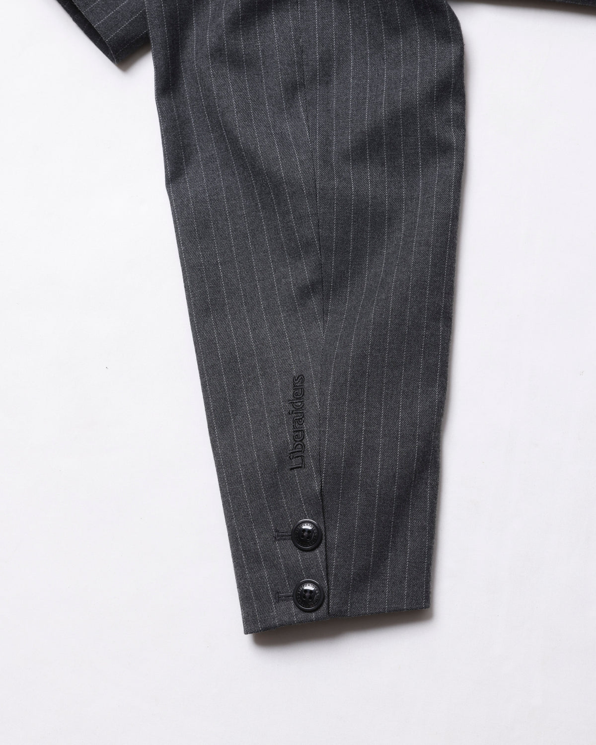 LOOSE FIT 3-BUTTON JACKET