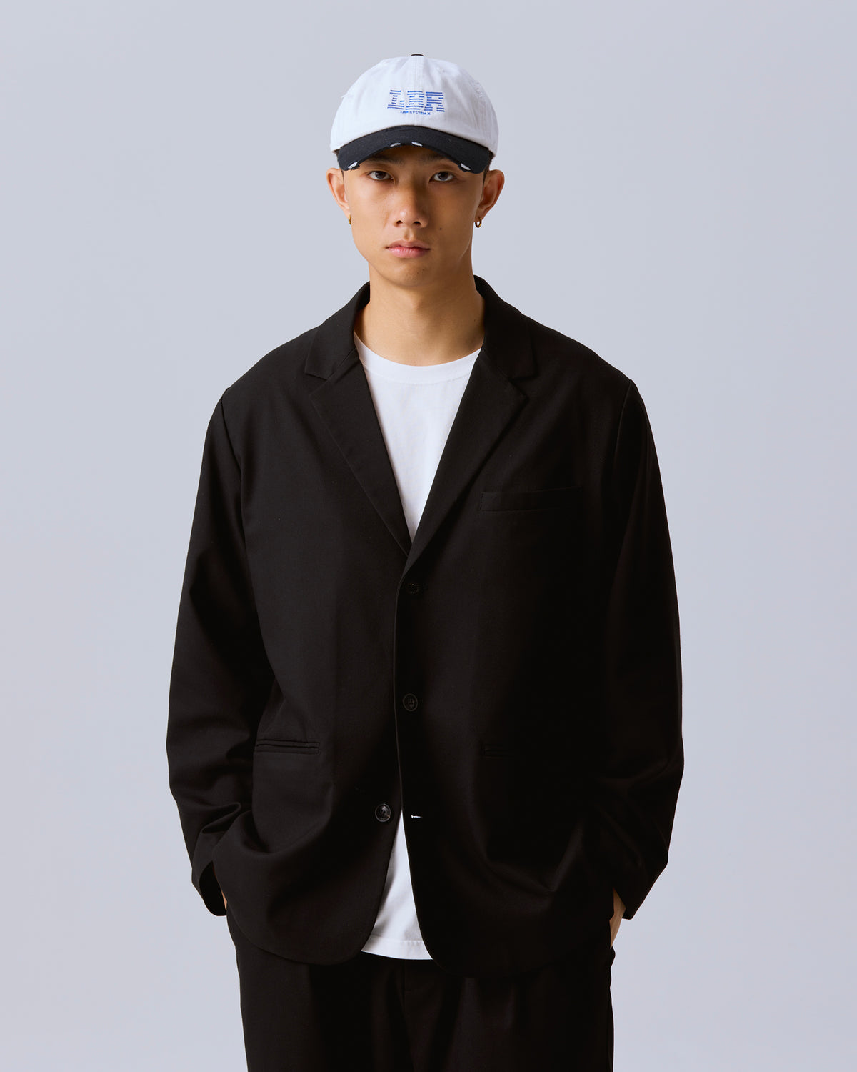 LOOSE FIT 3-BUTTON JACKET