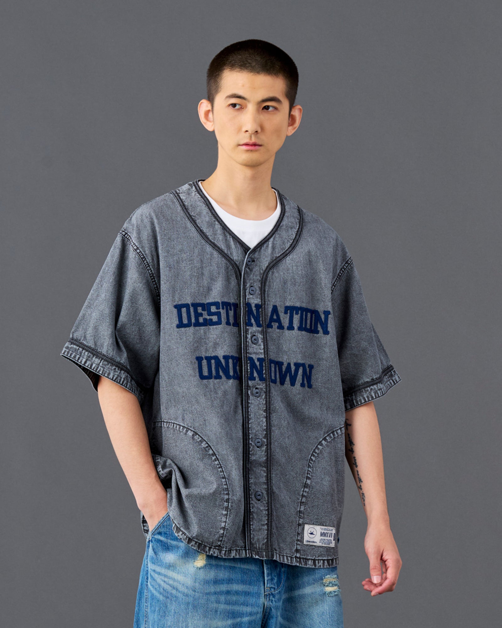 CHAMBRAY BASEBALL SHIRT