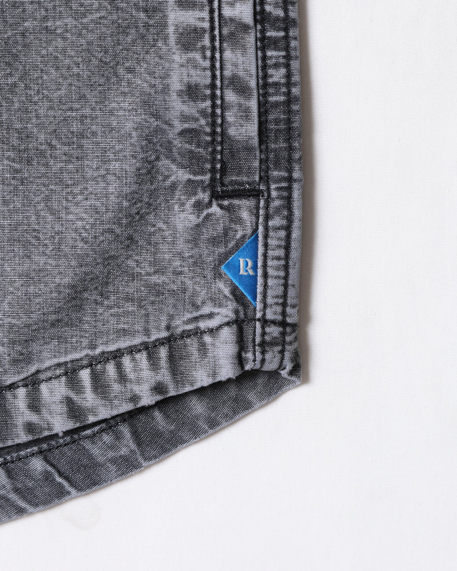 CHAMBRAY BASEBALL SHIRT