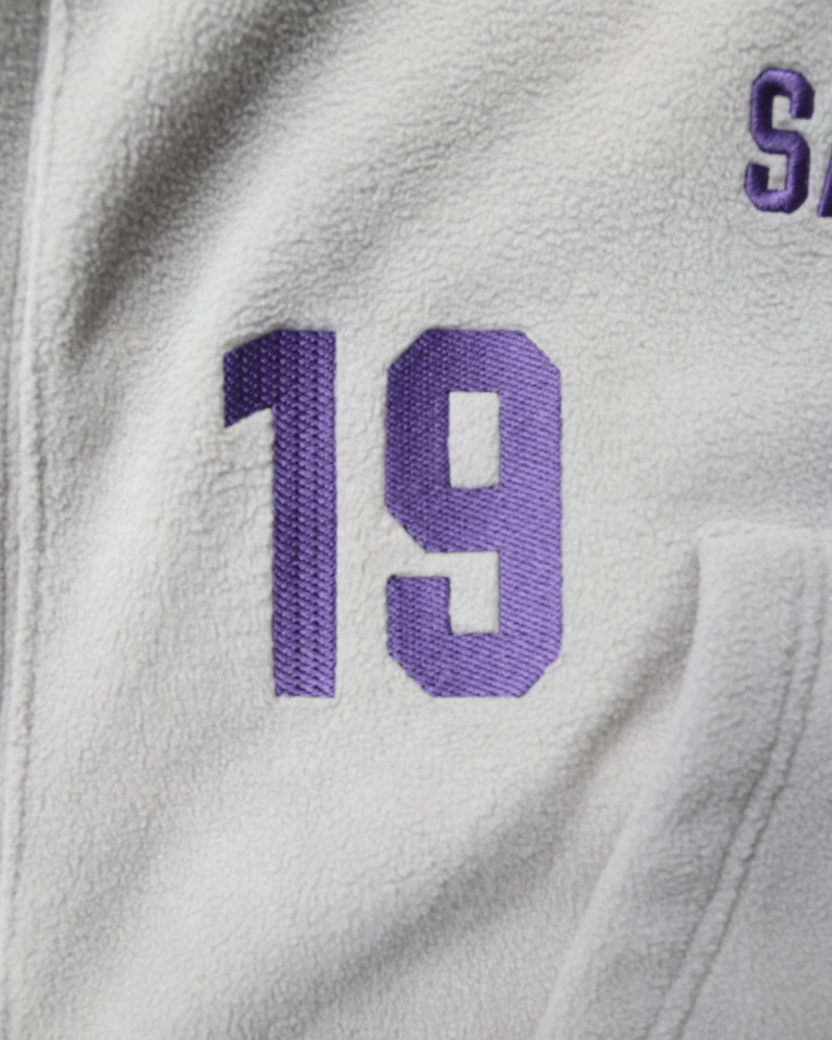 EMBROIDERY FLEECE HOODIE