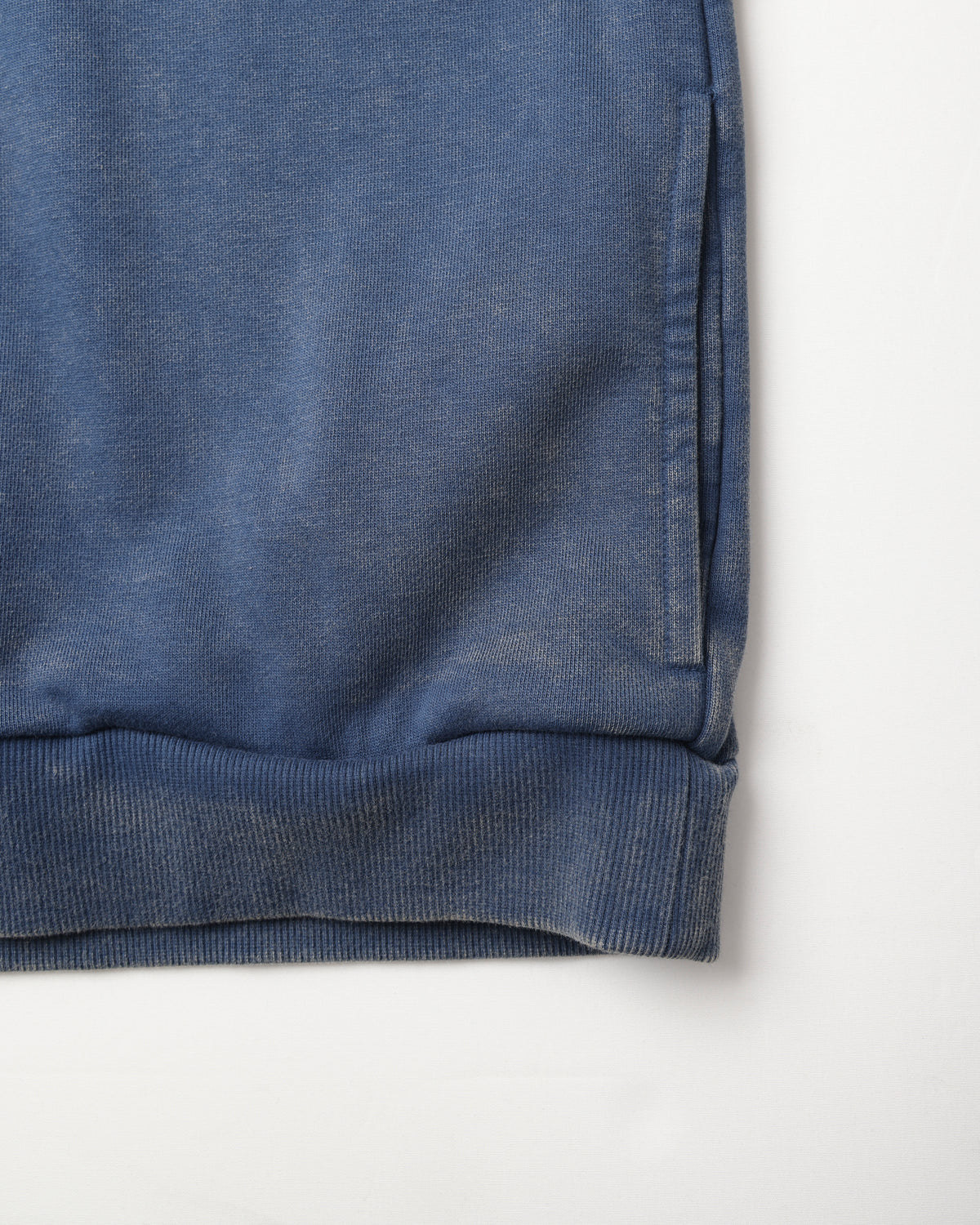 SF CREWNECK