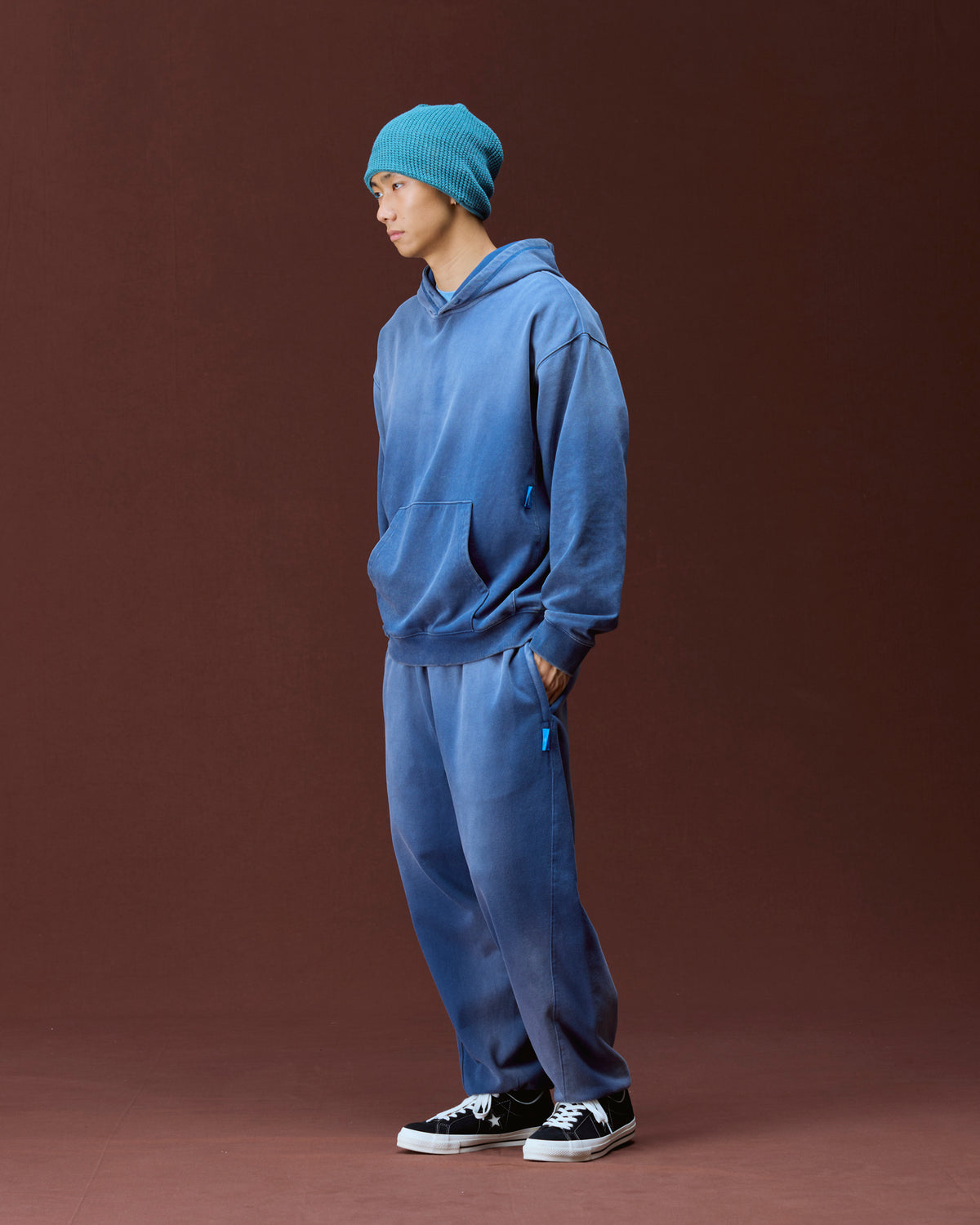 GARMENT DYED HOODIE