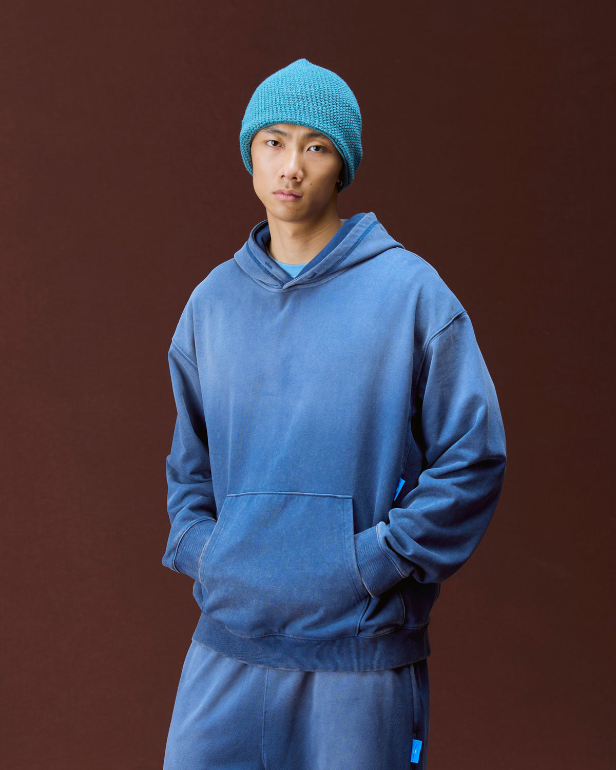 GARMENT DYED HOODIE