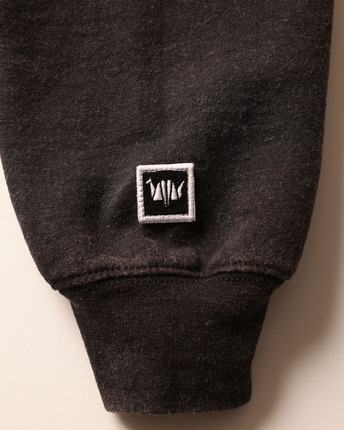 PEACE HOODIE
