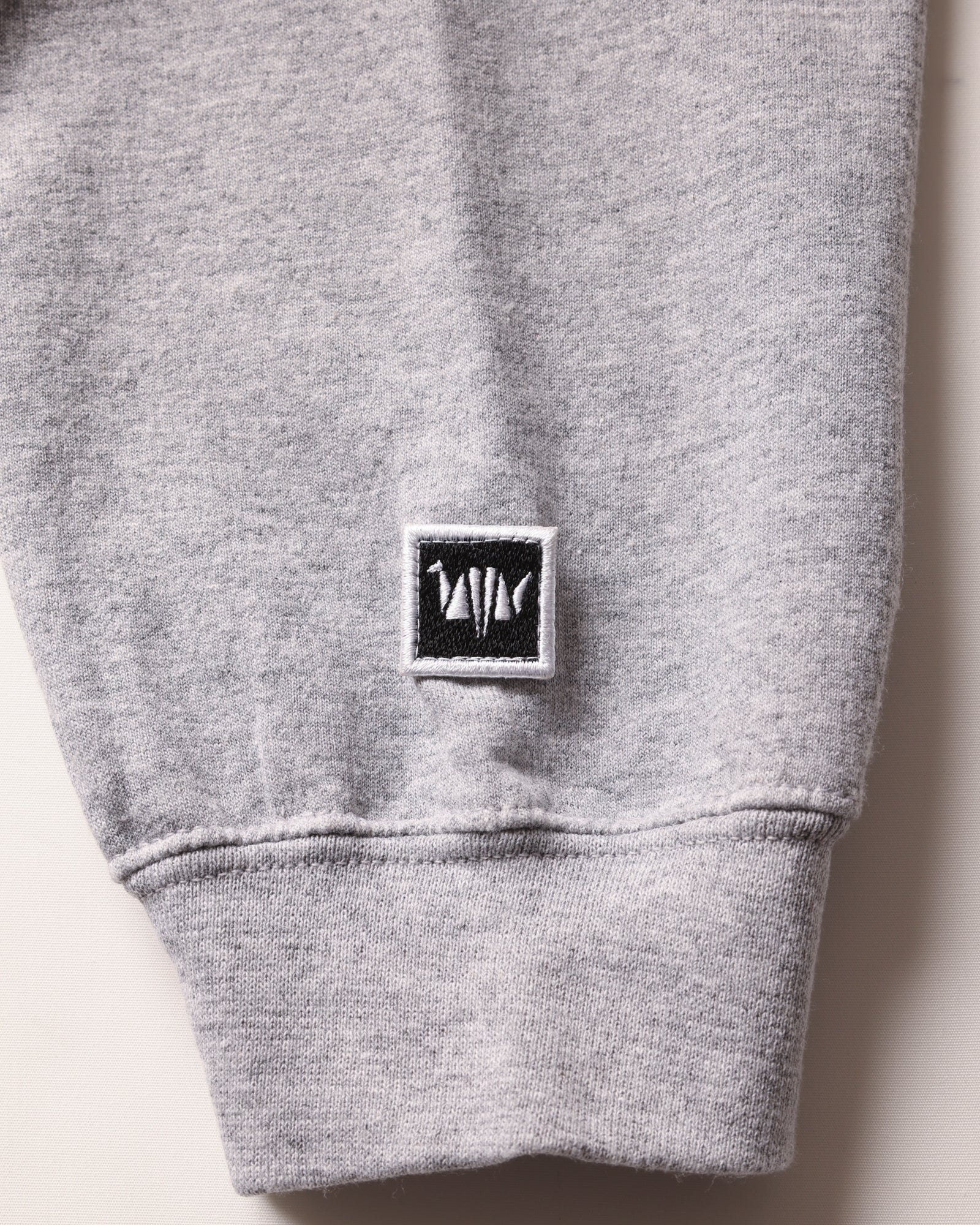 BOOM CREWNECK