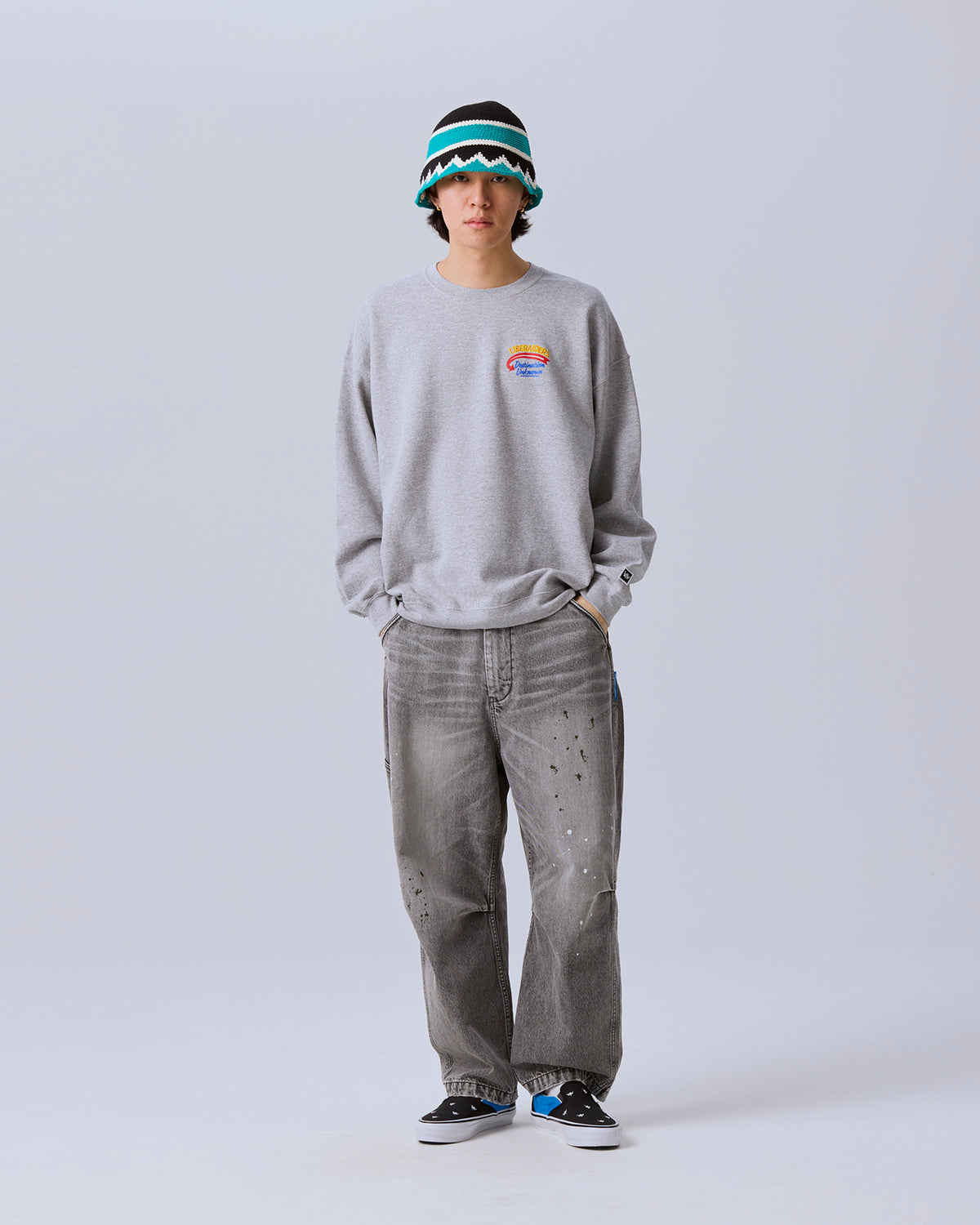 BOOM CREWNECK