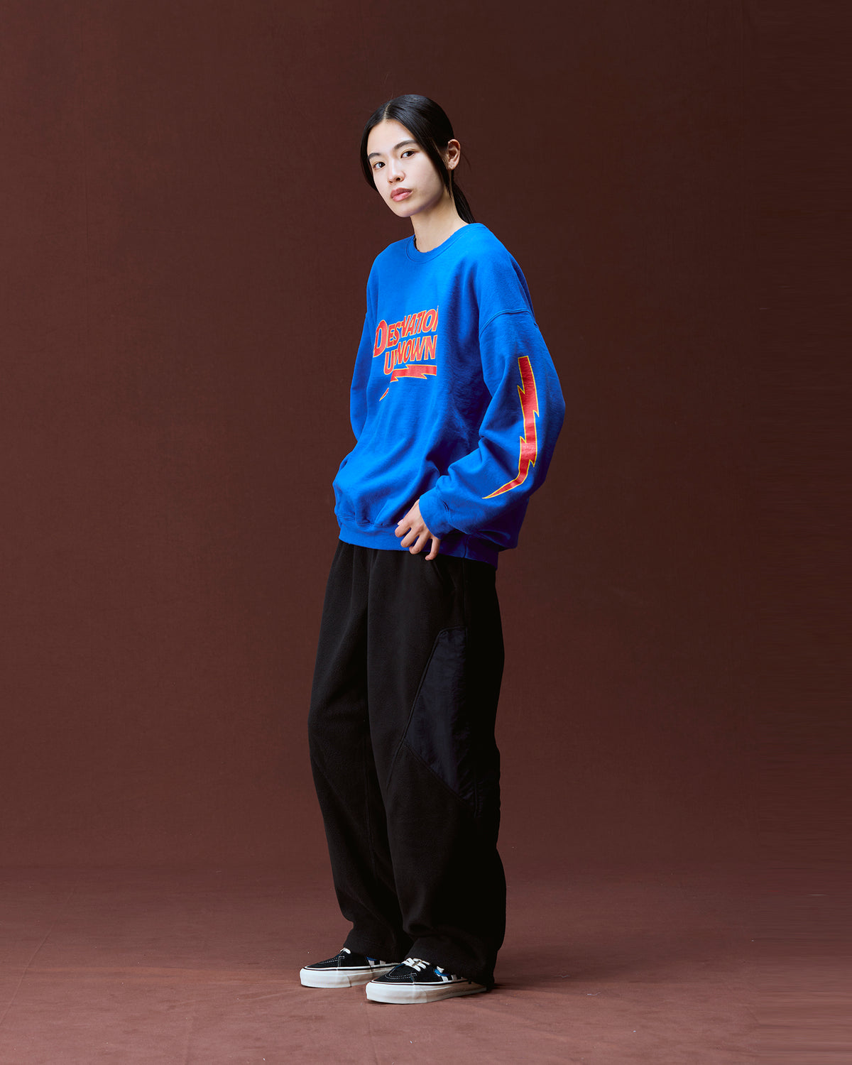 THUNDER LOGO CREWNECK