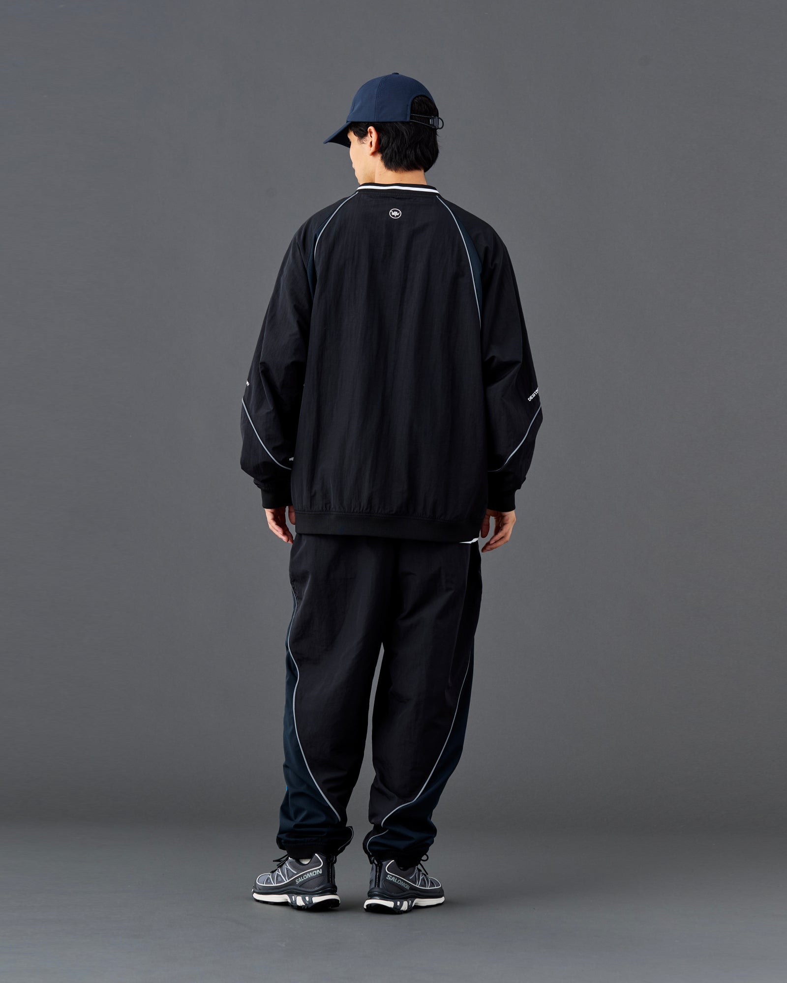 LR NYLON PULLOVER