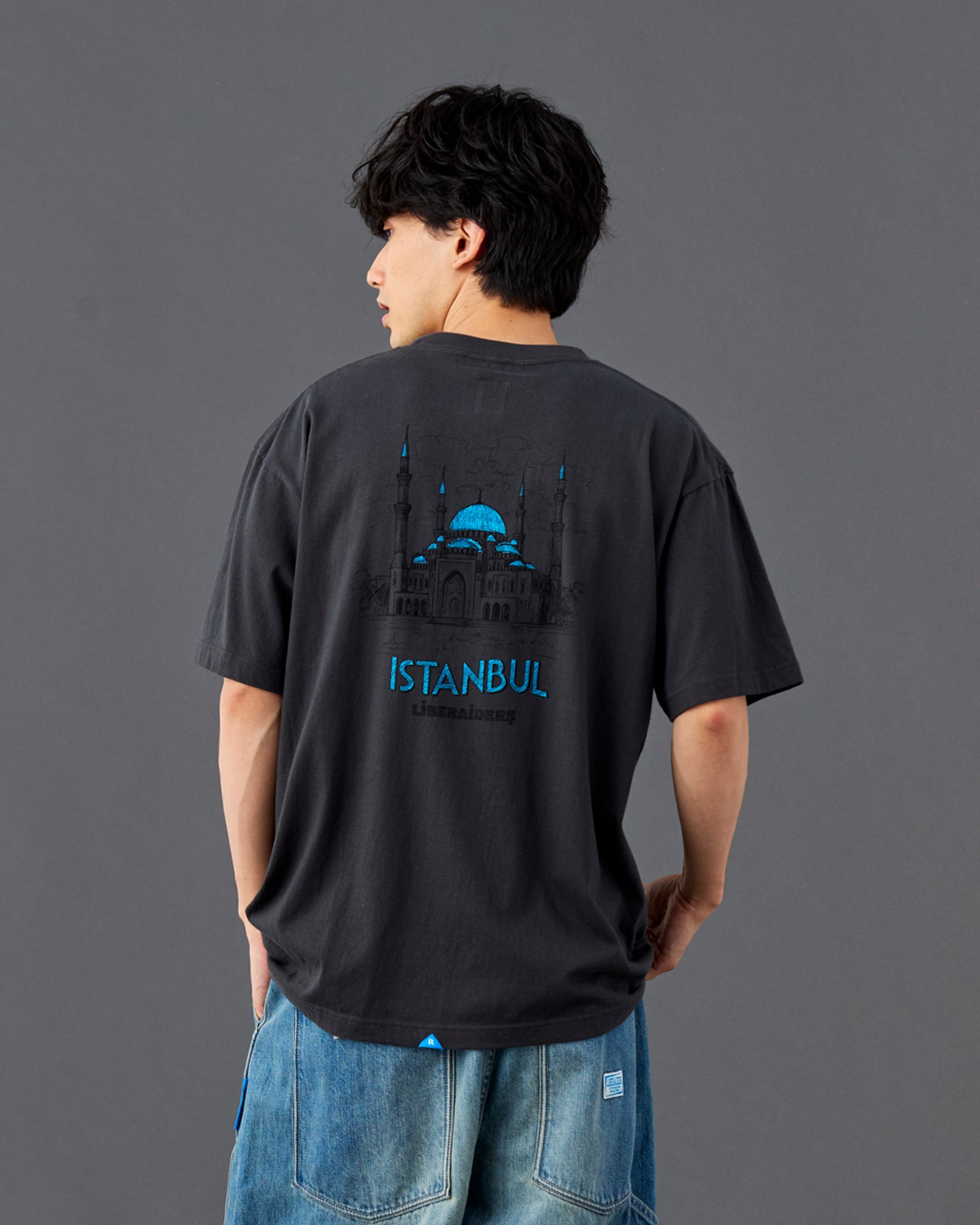 ISTANBUL TEE