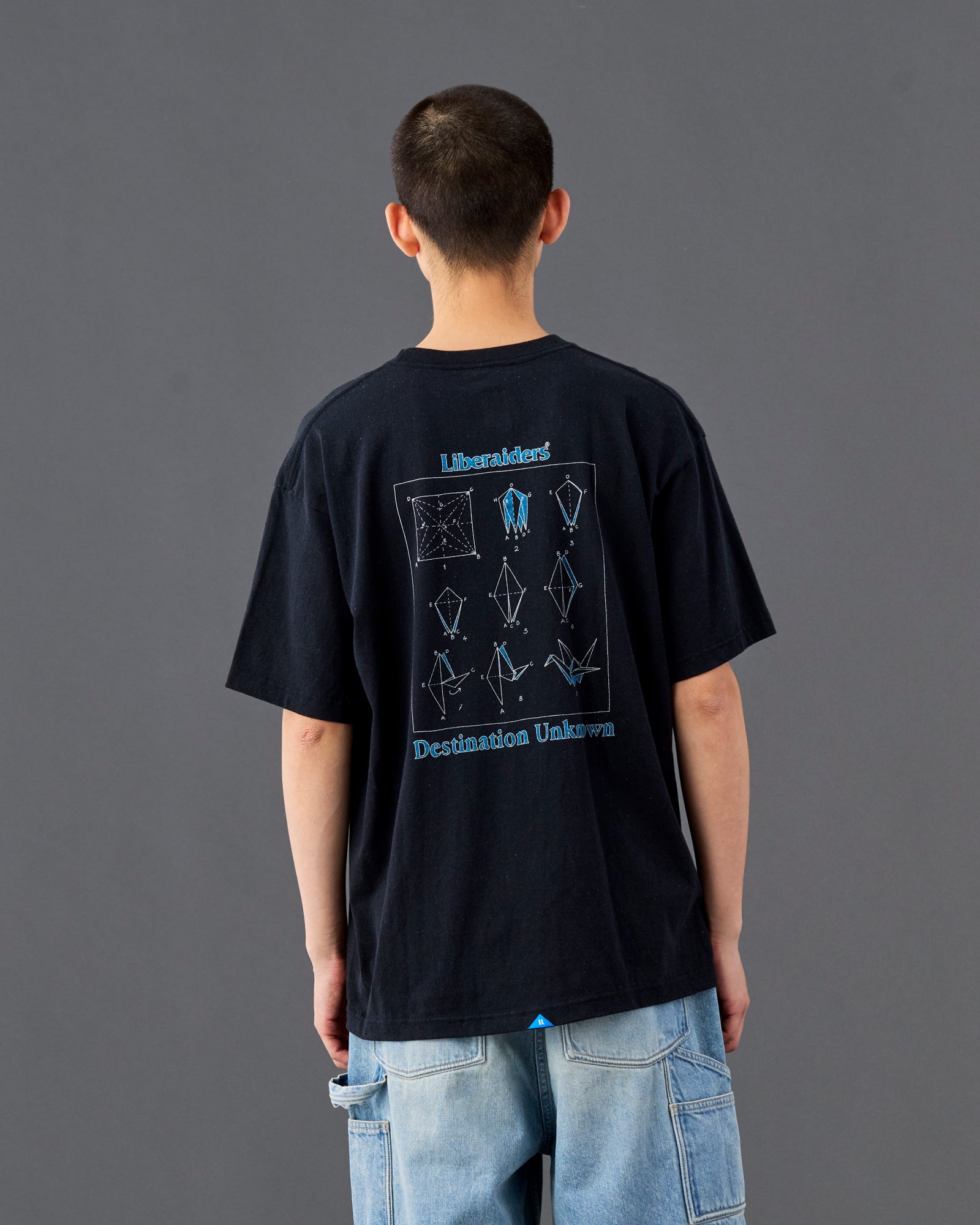 FOLDING METHOD TEE