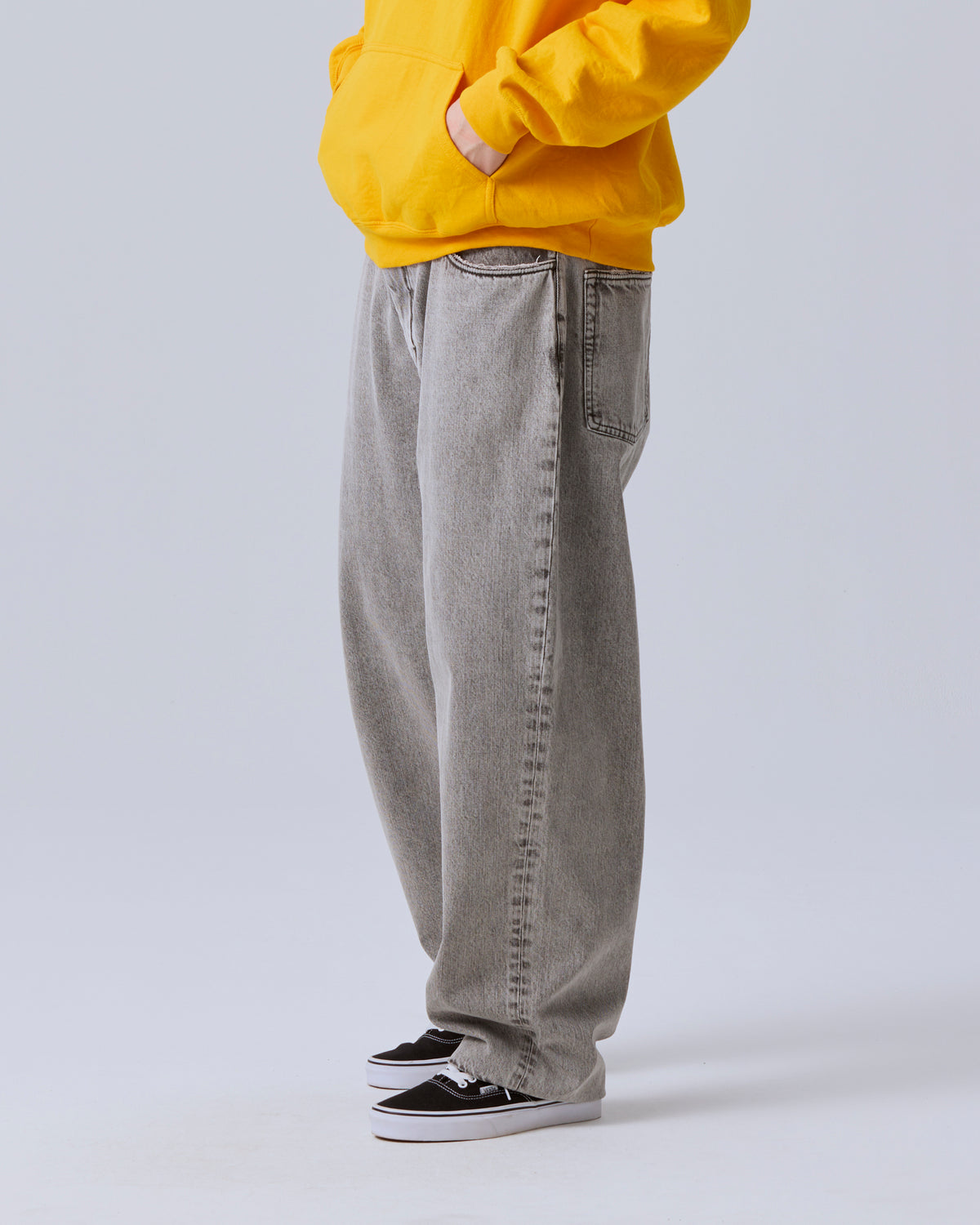 BAGGY DENIM PANTS