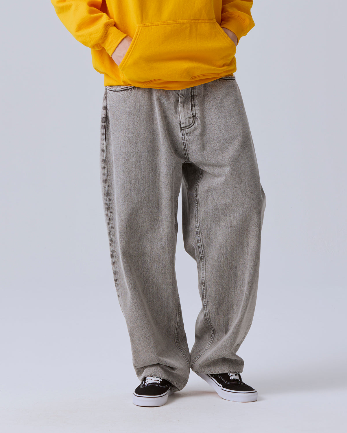 BAGGY DENIM PANTS