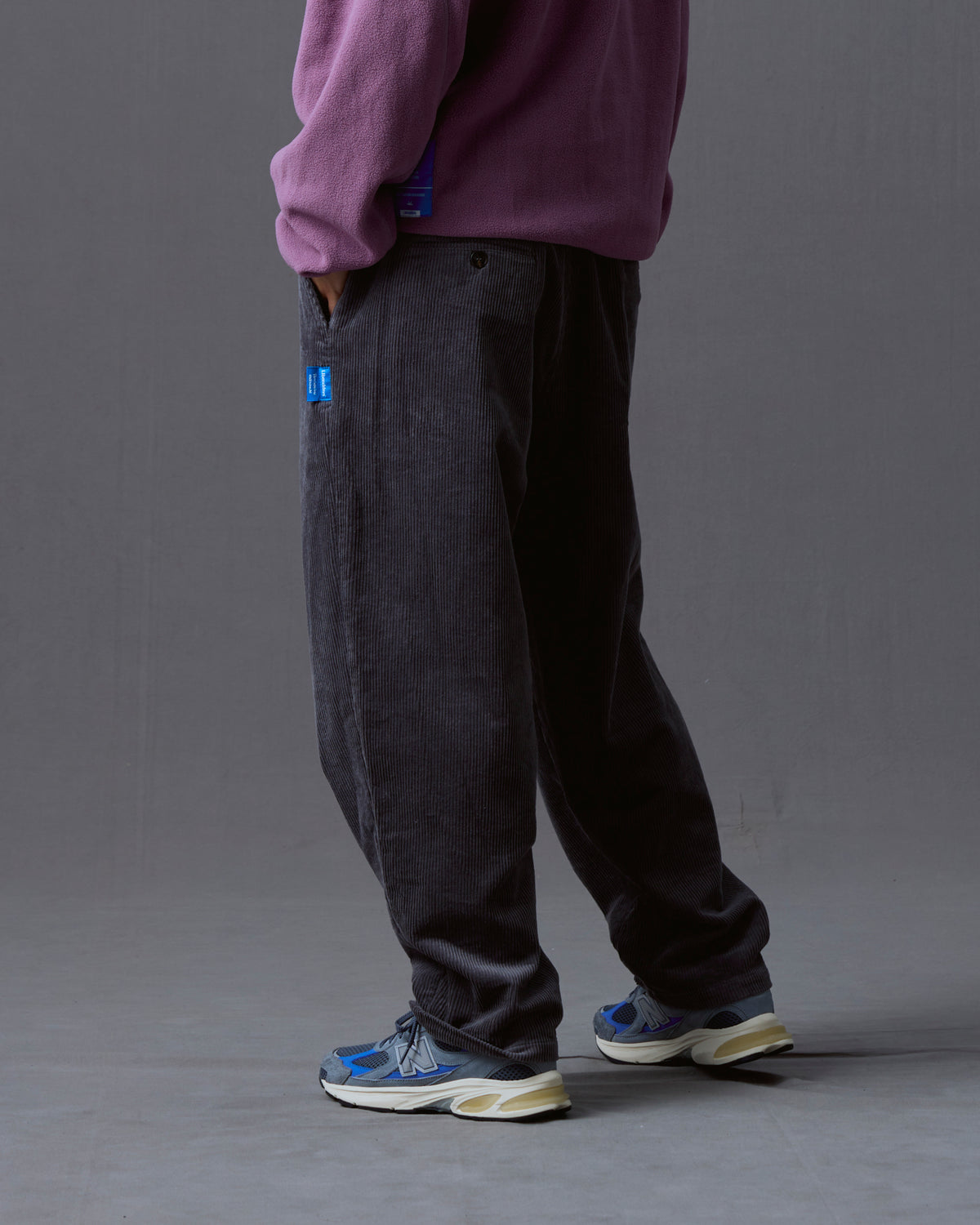 CORDUROY TAPERED SLACKS