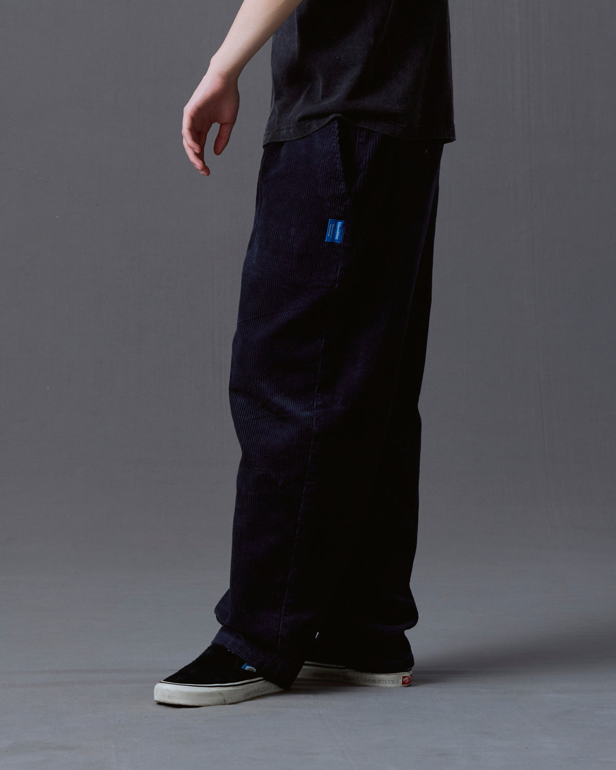 CORDUROY TAPERED SLACKS