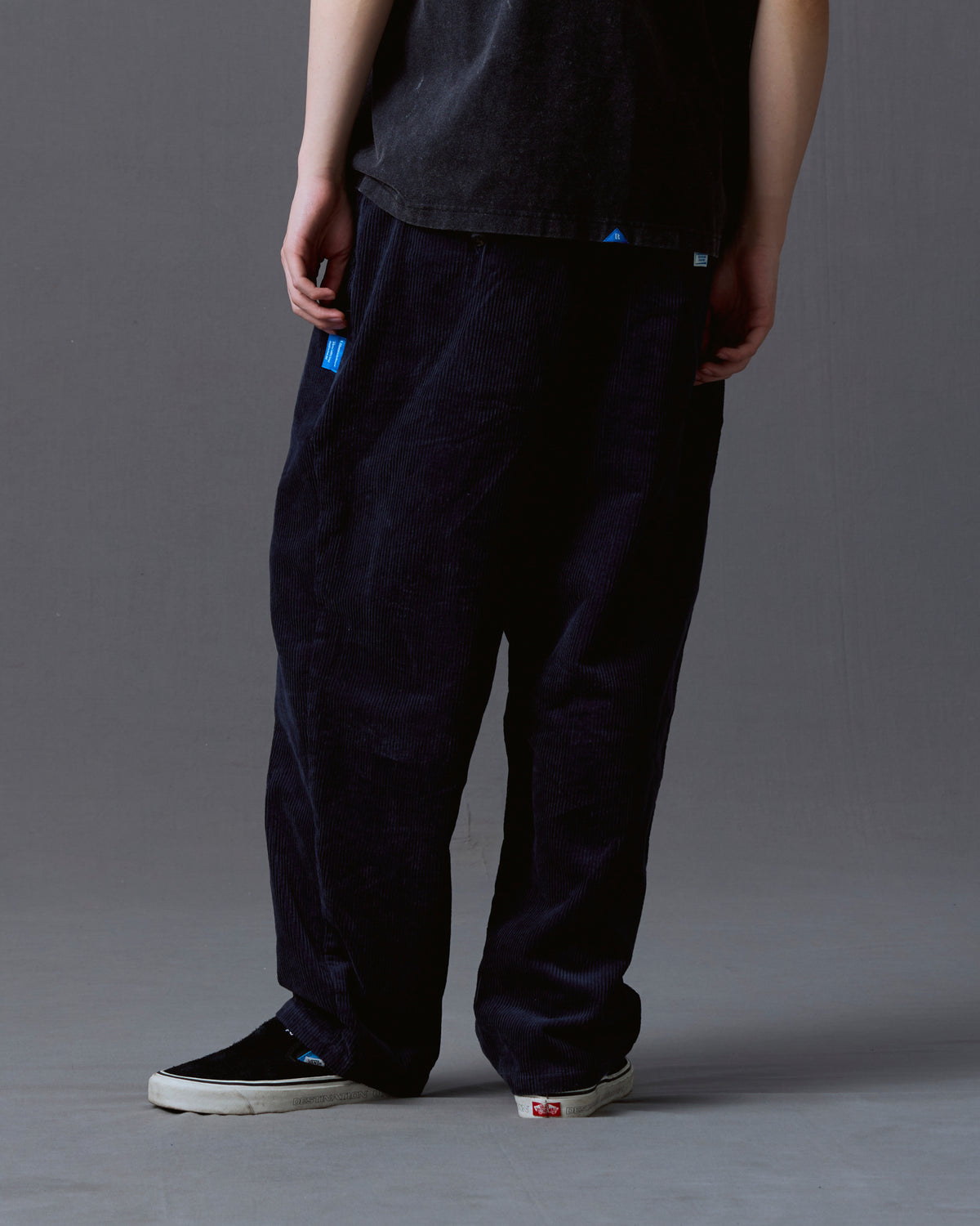 CORDUROY TAPERED SLACKS