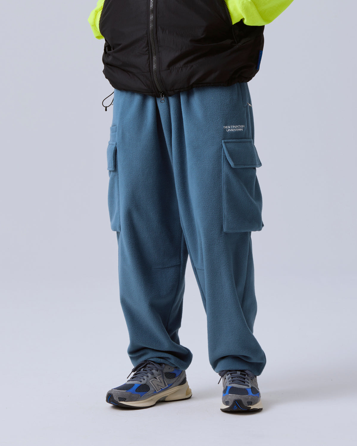 FLEECE CARGO PANTS