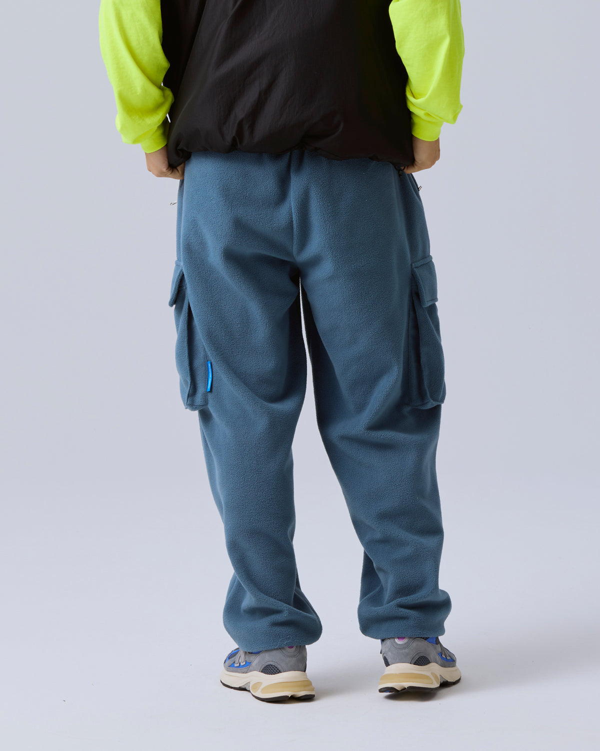 FLEECE CARGO PANTS