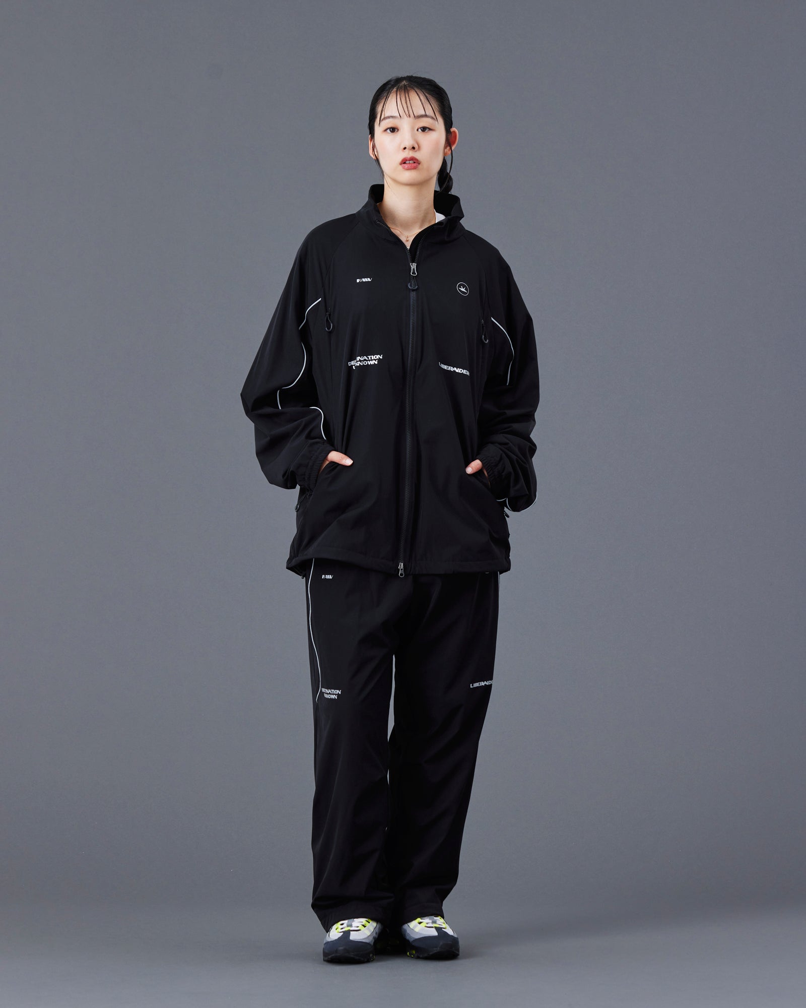 OCTA WIND BREAKER