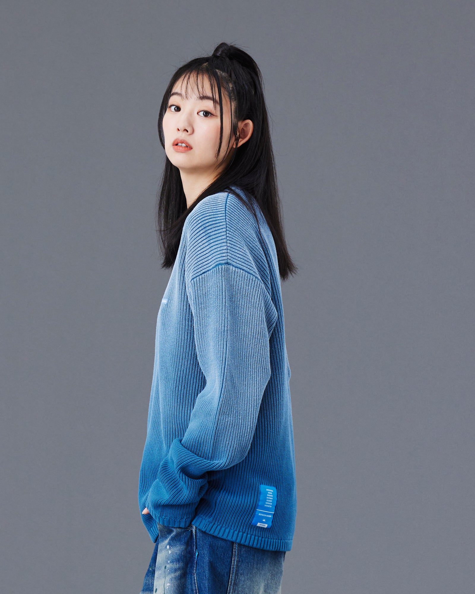 FADE LOW GAUGE KNIT SWEATER