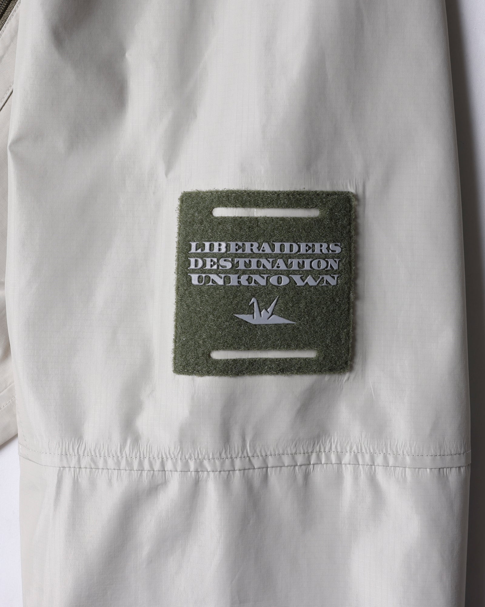 upload_20250605_ALL CONDITIONS 3LAYER JACKET III_010_11_77002_c002.jpg