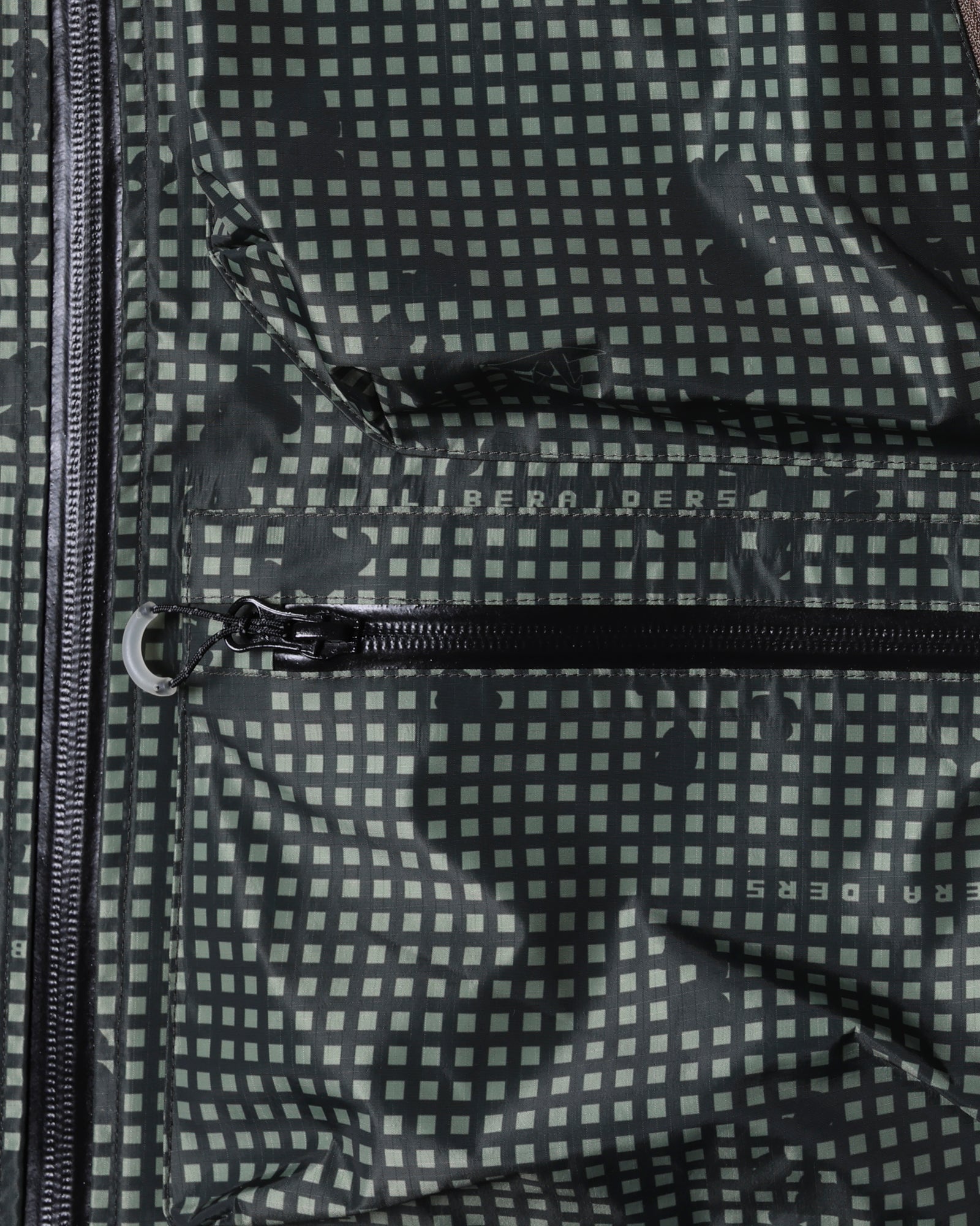 upload_20250605_ALL CONDITIONS 3LAYER JACKET III_016_17_77002_c008.jpg