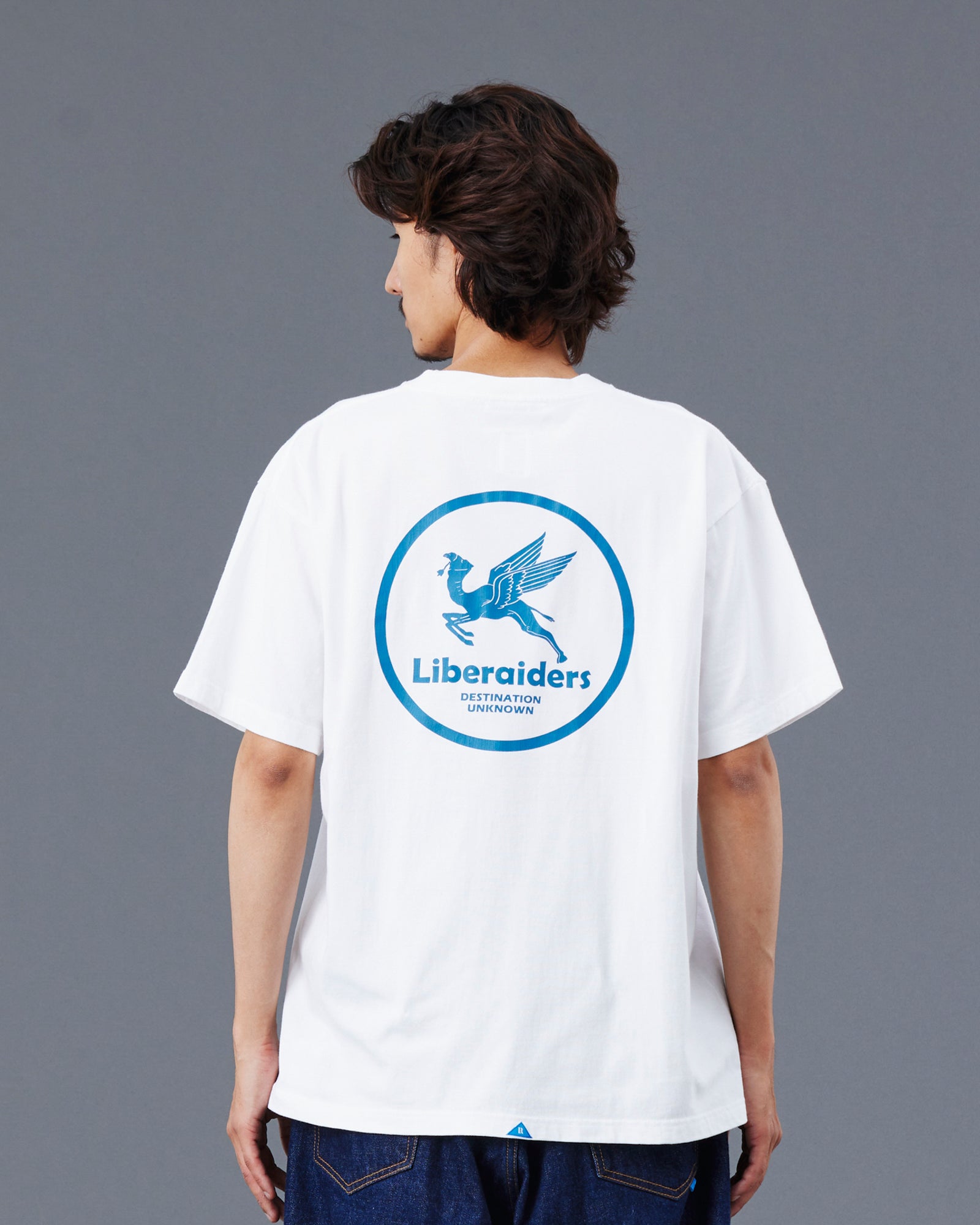 upload_20250605_CIRCLE LOGO TEE_015_16_77608_G002_45.jpg