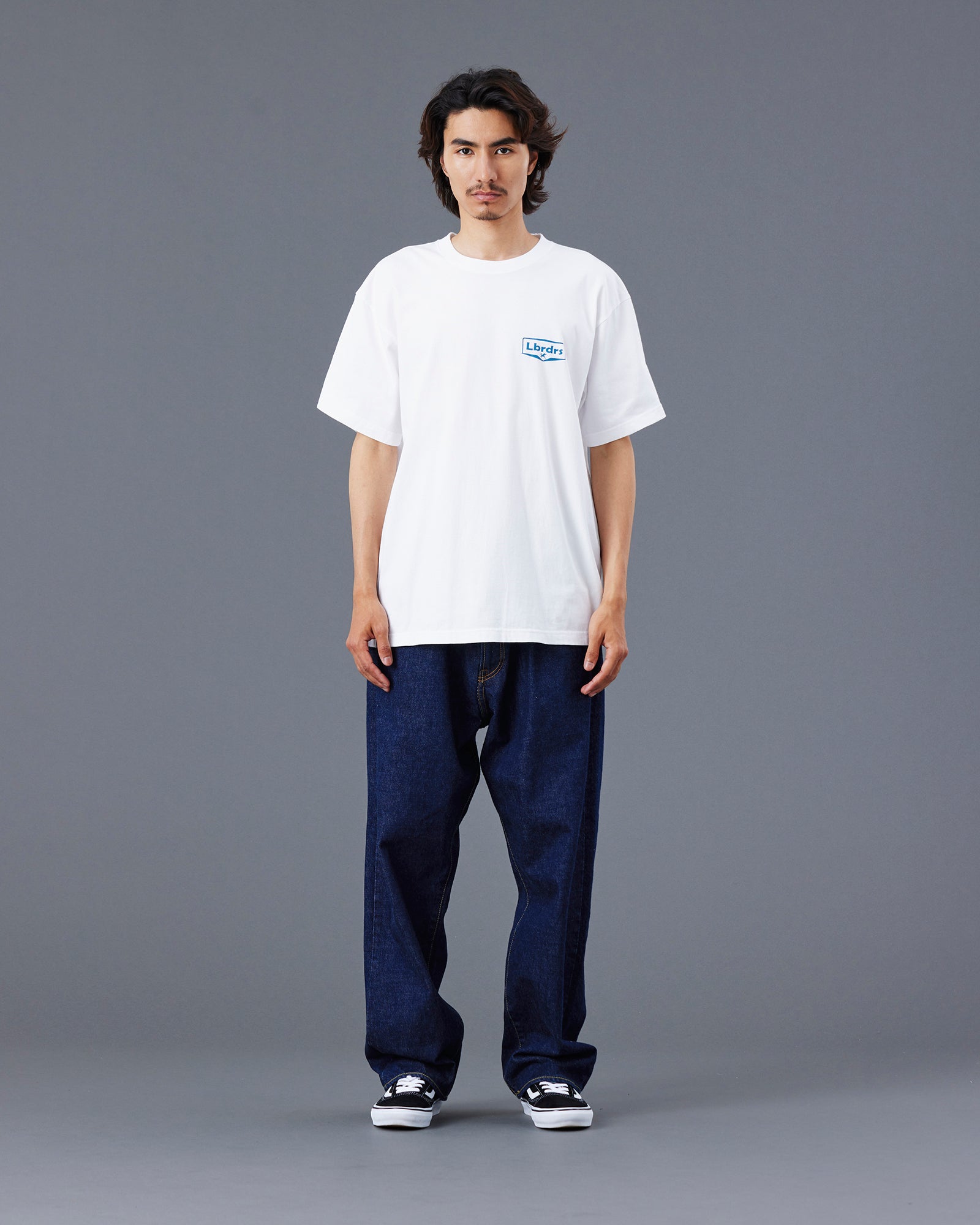 upload_20250605_CIRCLE LOGO TEE_016_17_77608_h001_45.jpg