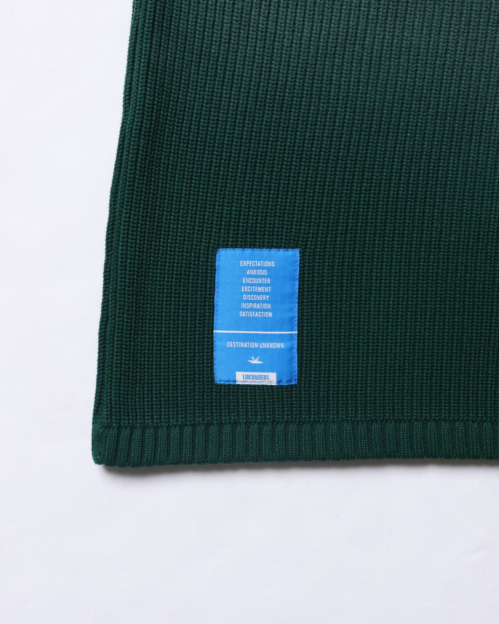 upload_20250605_FADE LOW GAUGE KNIT SWEATER_016_18_77402_c012_45.jpg