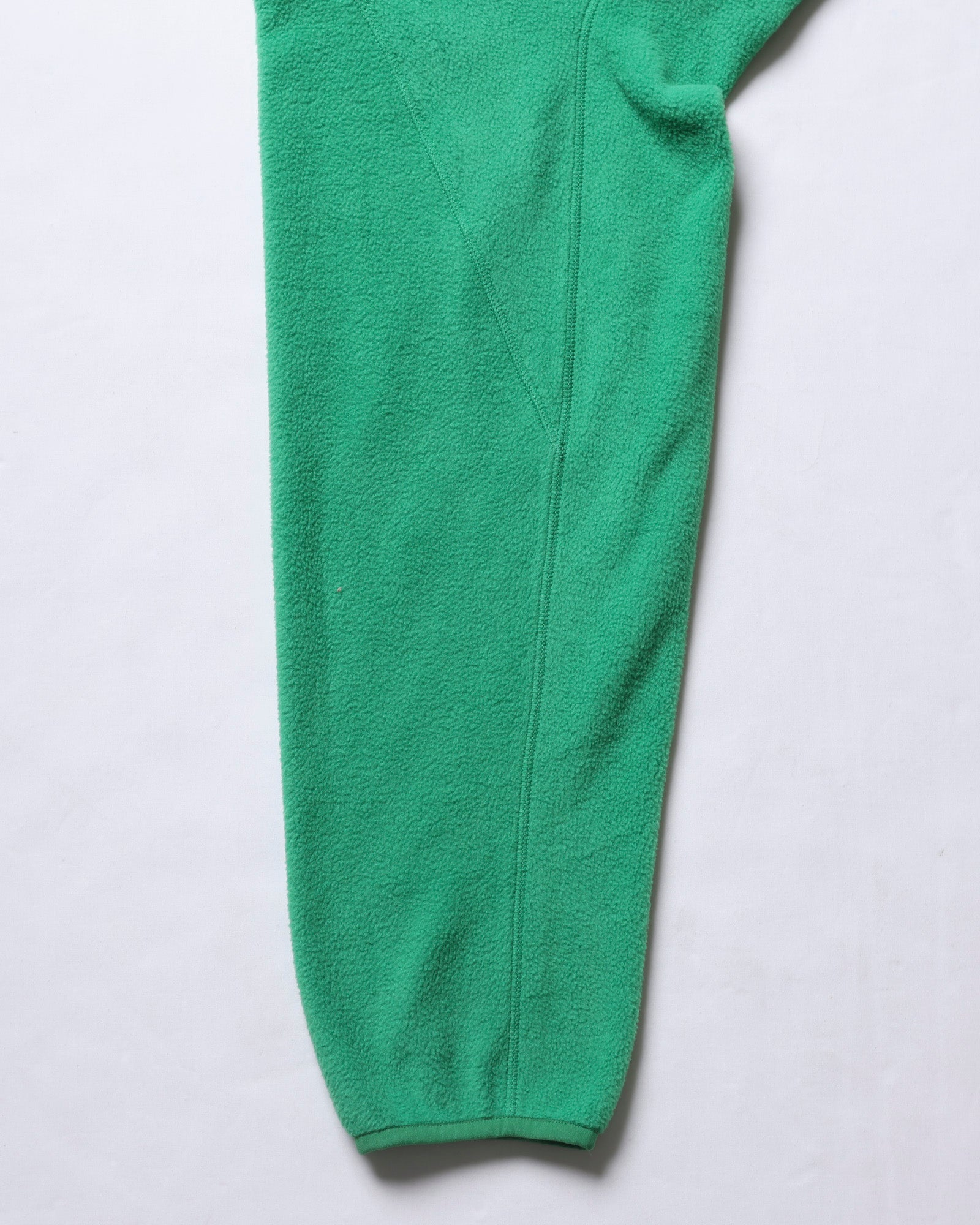 upload_20250605_FLEECE HALF ZIP_026_27_77308_c027_45.jpg