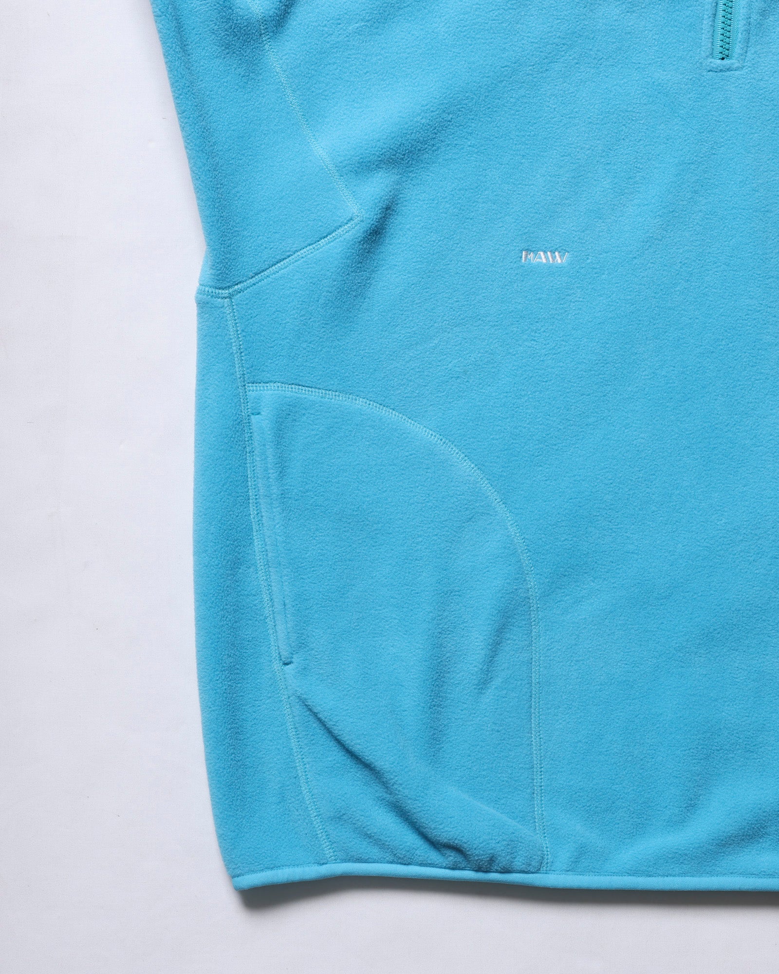 upload_20250605_FLEECE HALF ZIP_032_33_77308_c033_45.jpg