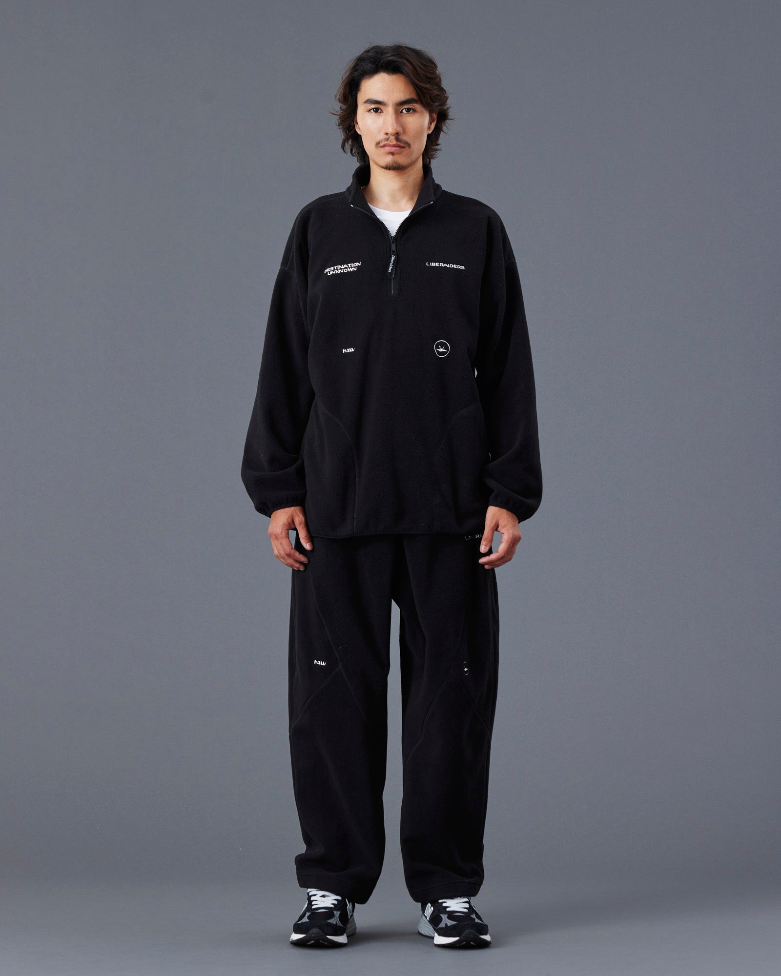 upload_20250605_FLEECE HALF ZIP_043_44_77308_h001_45_1.jpg