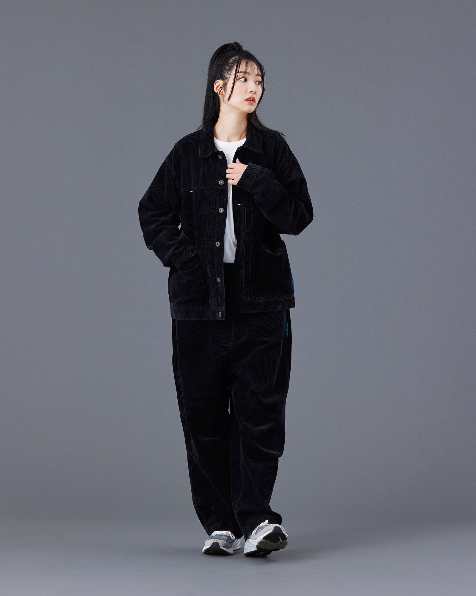 upload_20250605_GARMENT DYED CORDUROY JACKET_031_35_77004_h005_45.jpg