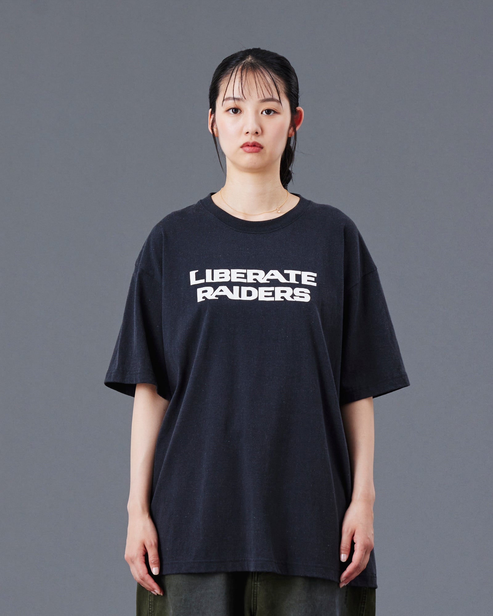 upload_20250605_LR LOGO TEE_012_13_77610_G007_45.jpg