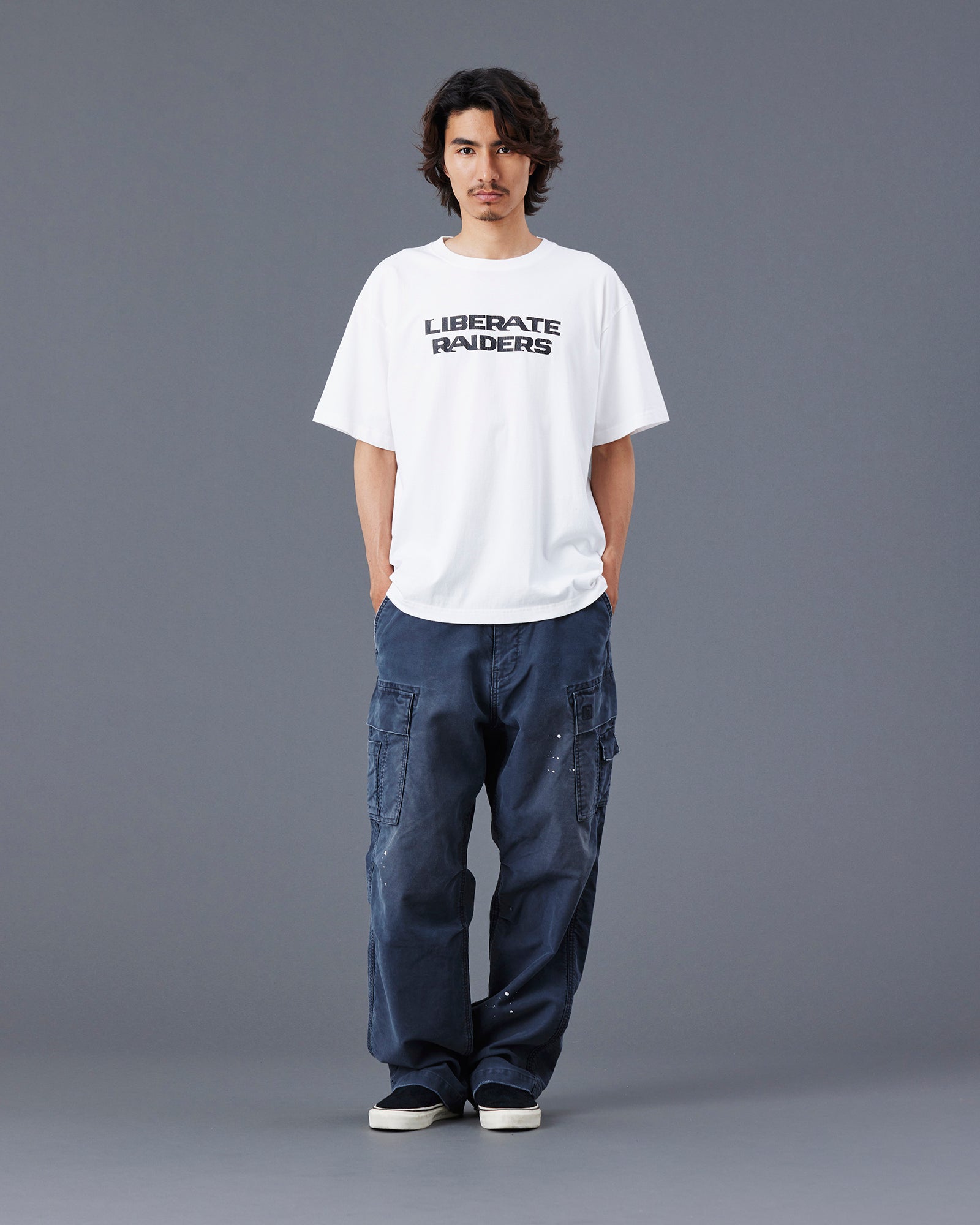 upload_20250605_LR LOGO TEE_019_77610_h004_45.jpg