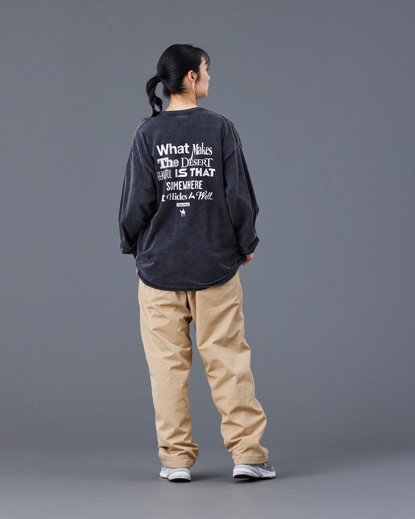 upload_20250605_MULTI FONT L_S TEE_025_27_77505_h002_45.jpg