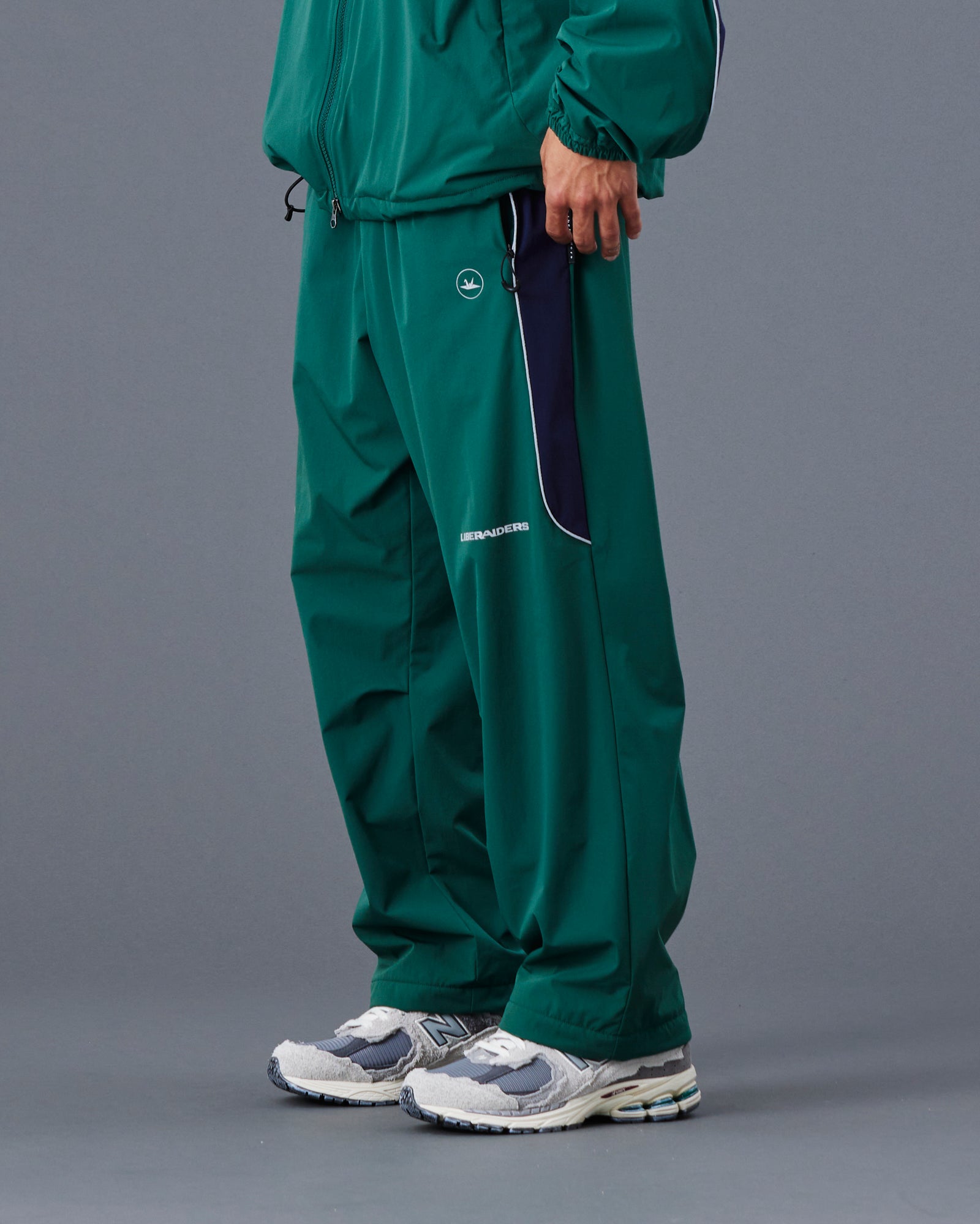 upload_20250605_OCTA TRACK PANTS_025_26_77714_G007_45.jpg