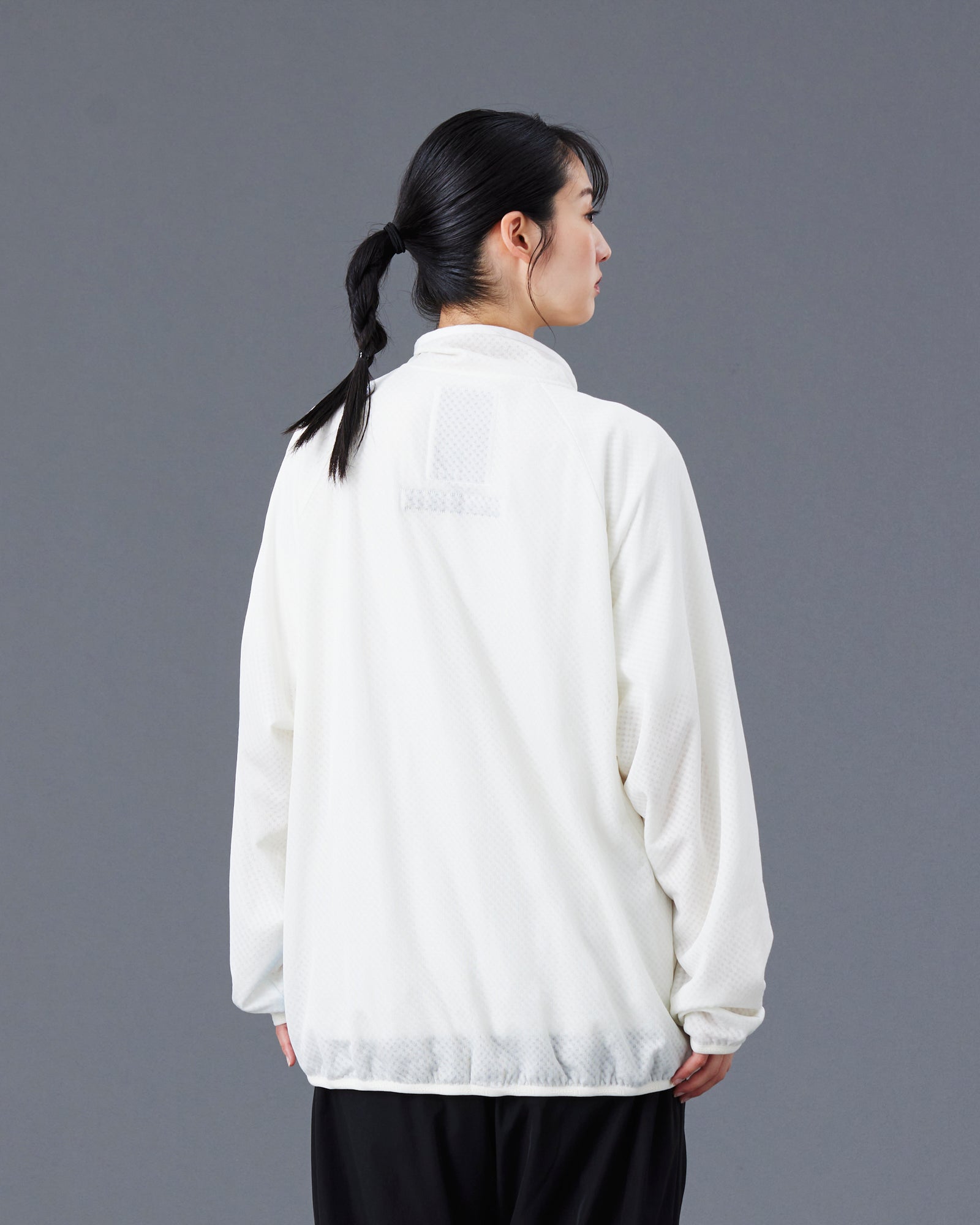 upload_20250605_OCTA ZIP-UP JACKET_022_77018_G004_45.jpg