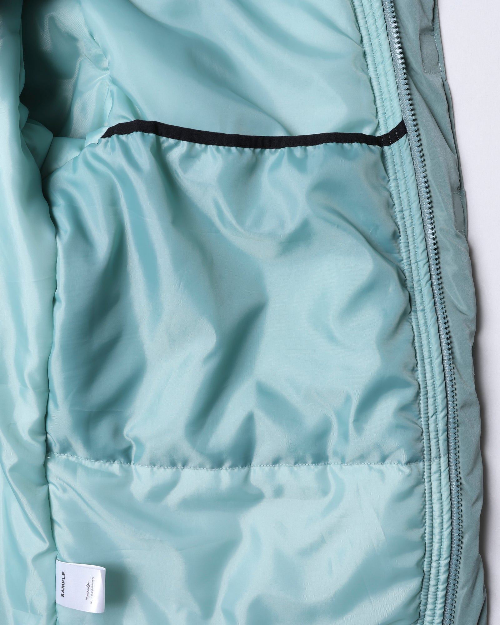 upload_20250605_PADDED MONSTER JACKET_014_15_77003_c009.jpg