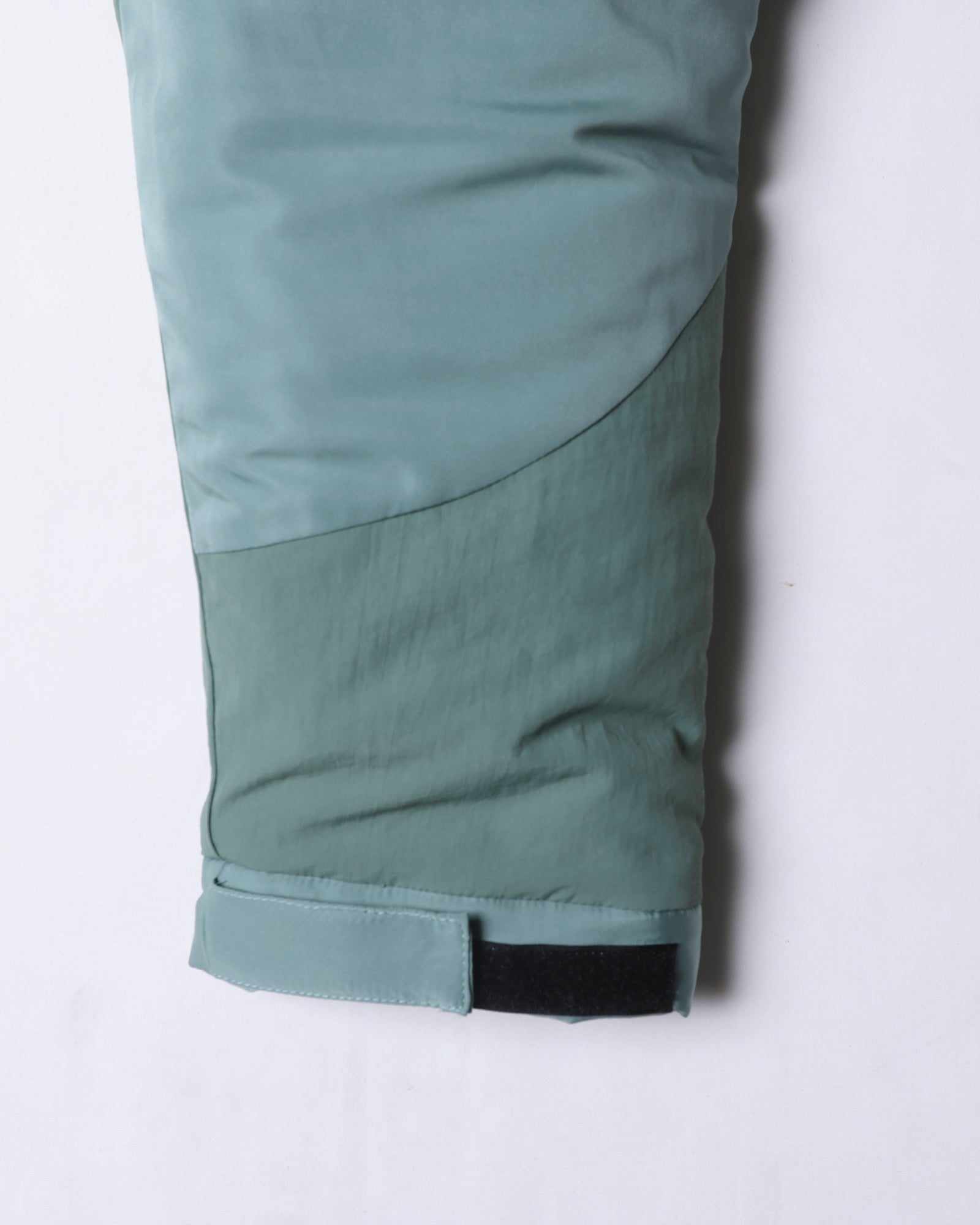 upload_20250605_PADDED MONSTER JACKET_019_20_77003_c014.jpg