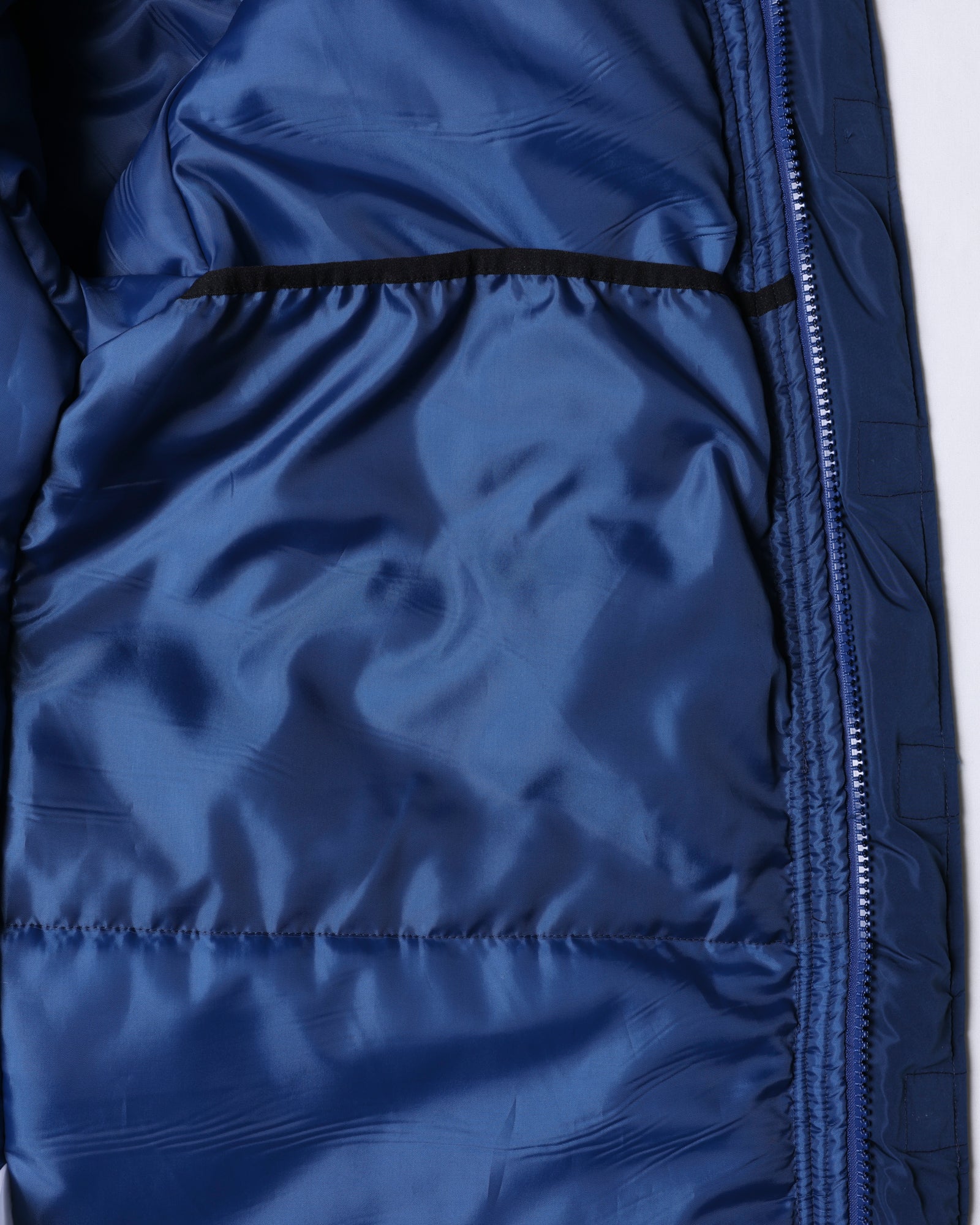 upload_20250605_PADDED MONSTER JACKET_021_22_77003_c016.jpg