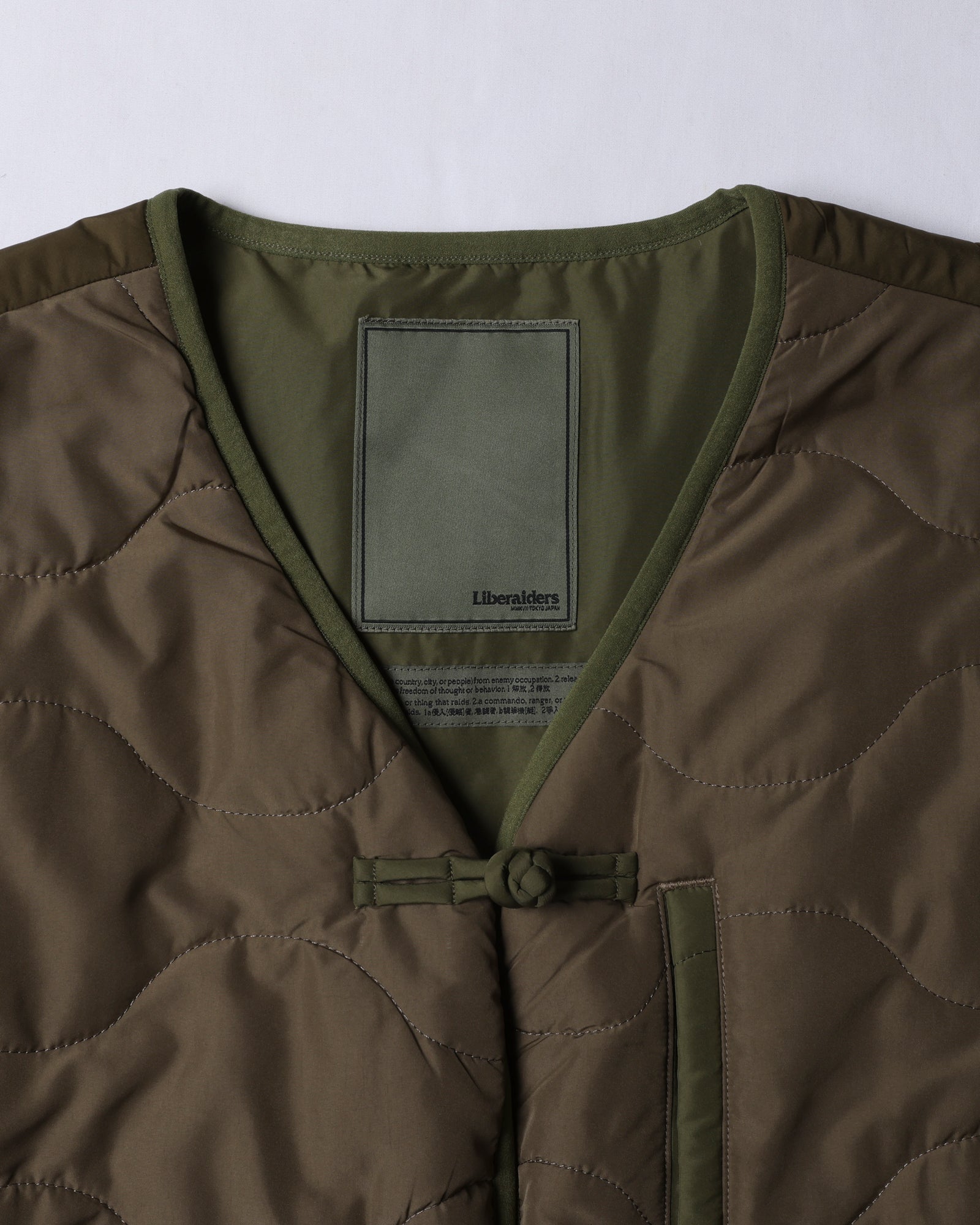 upload_20250605_QUILTED JACKET_004_05_77015_c002_45.jpg