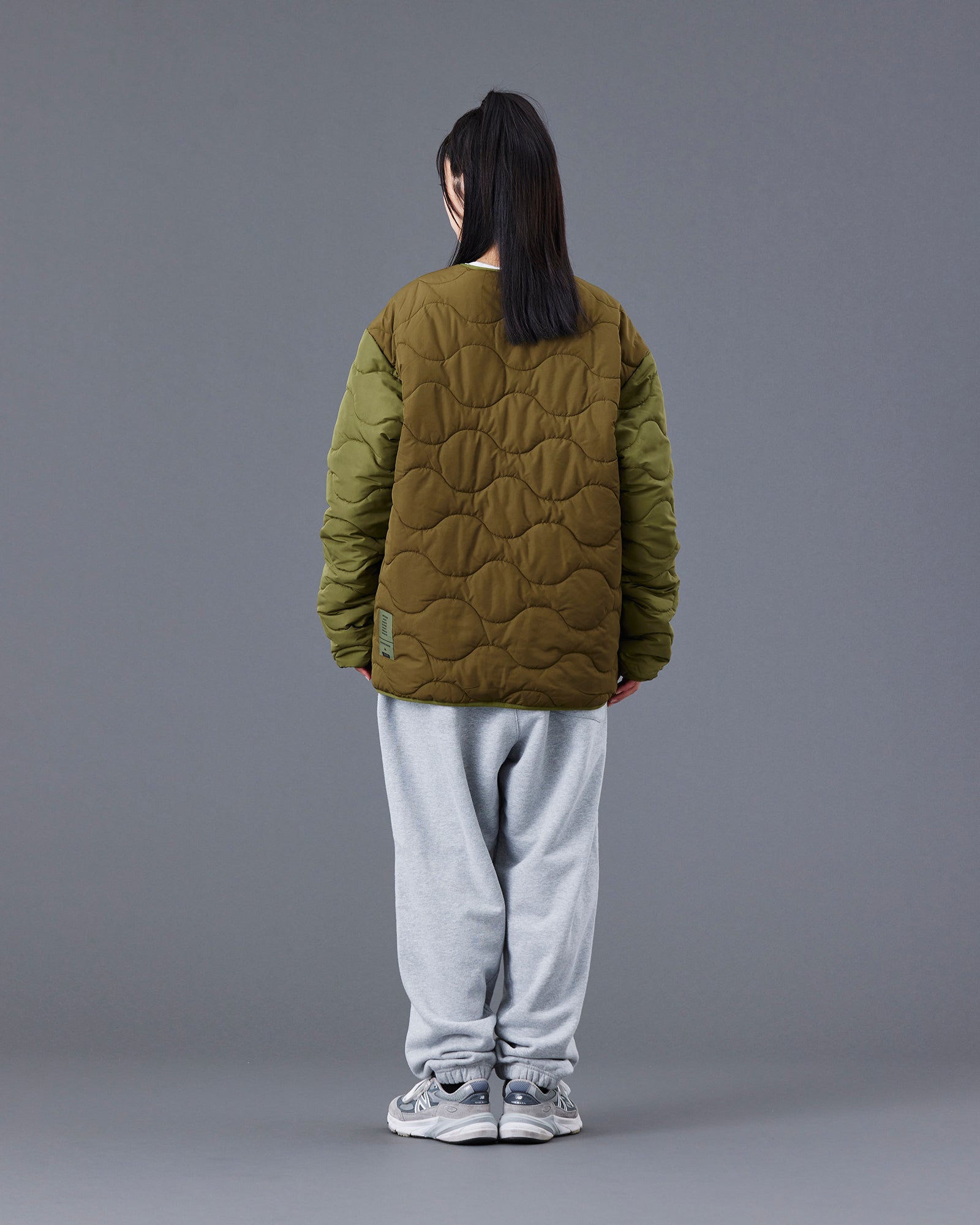 upload_20250605_QUILTED JACKET_021_22_77015_h002_45.jpg