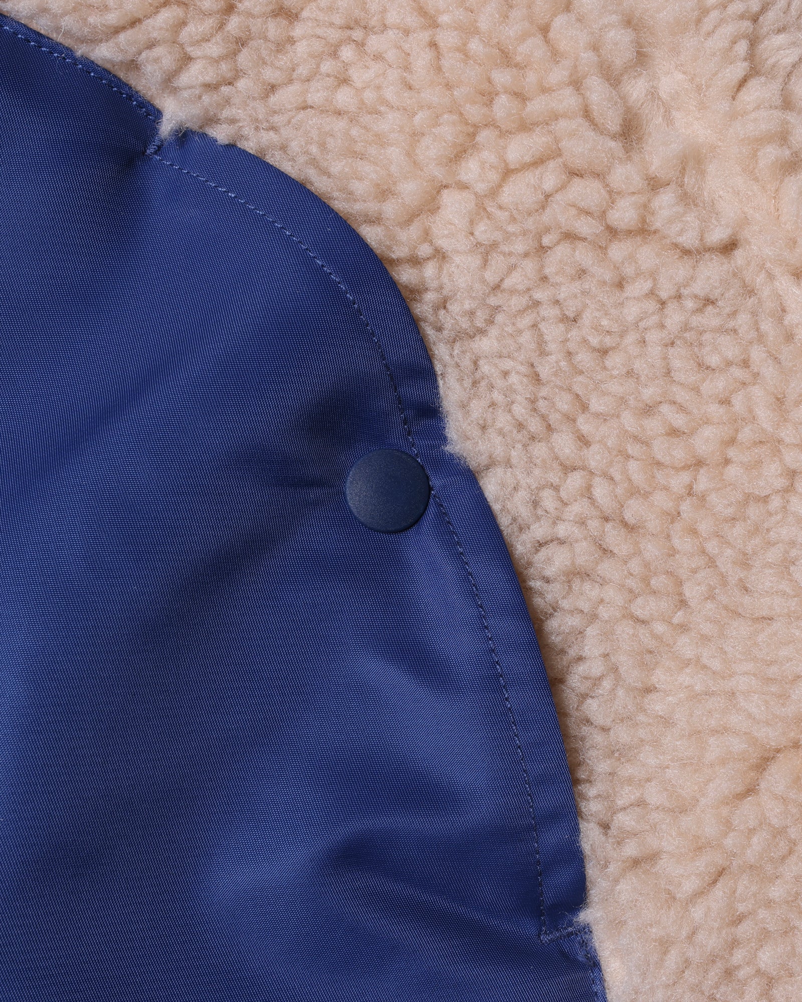 upload_20250605_RETRO PILE FLEECE JACKET_035_36_77008_c132_45.jpg