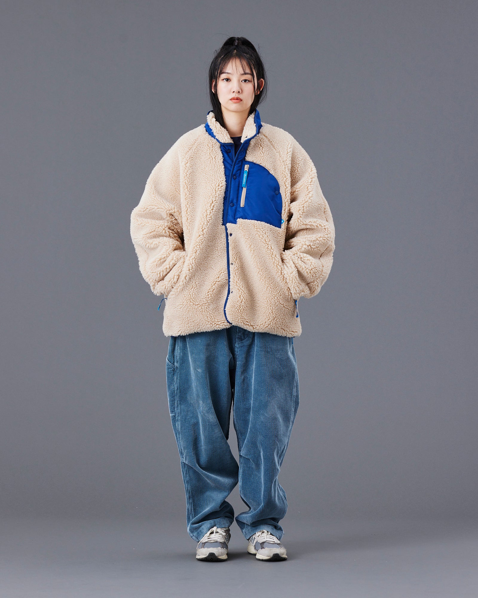 upload_20250605_RETRO PILE FLEECE JACKET_049_50_77008_h001_45.jpg