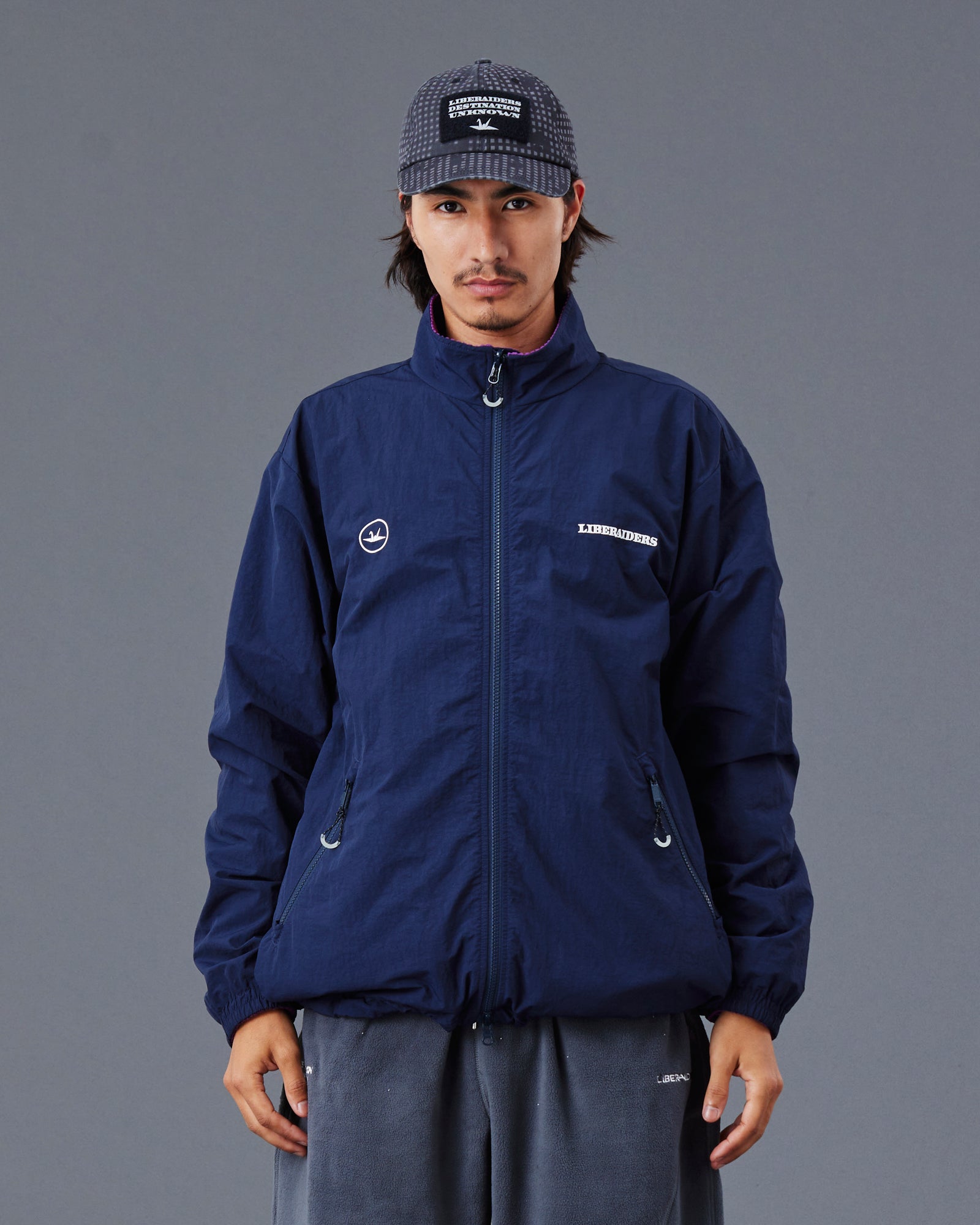 upload_20250605_REVERSIBLE WIND BREAKER II_036_037_77007_g001_45_45.jpg